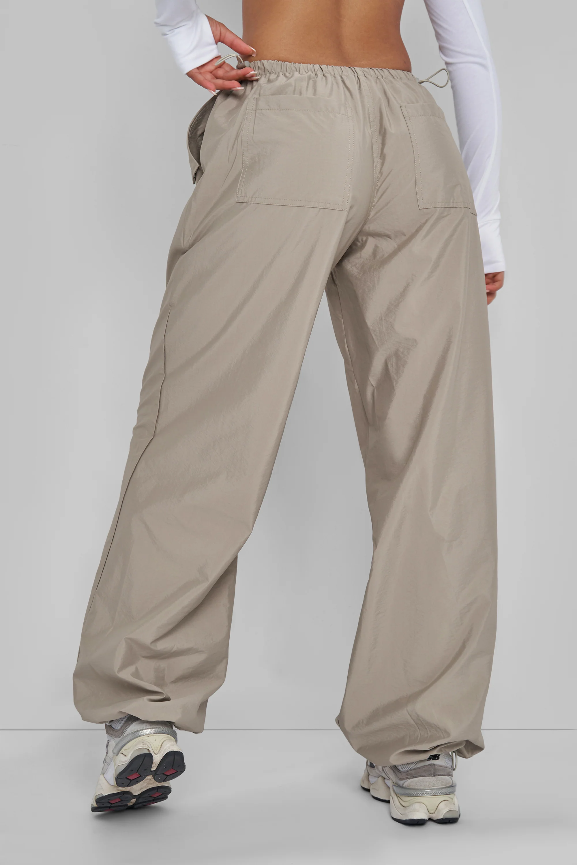 DRAWSTINRG WAIST PARACHUTE CARGO TROUSERS KHAKI - Image 4