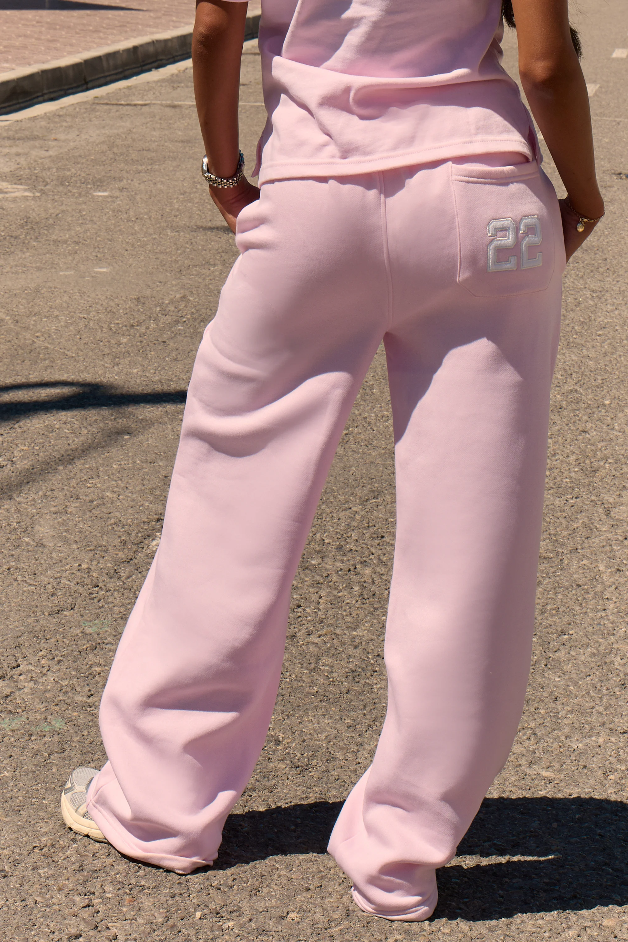 Kaiia 22 Graphic Wide Leg Joggers Soft Pink - Image 5