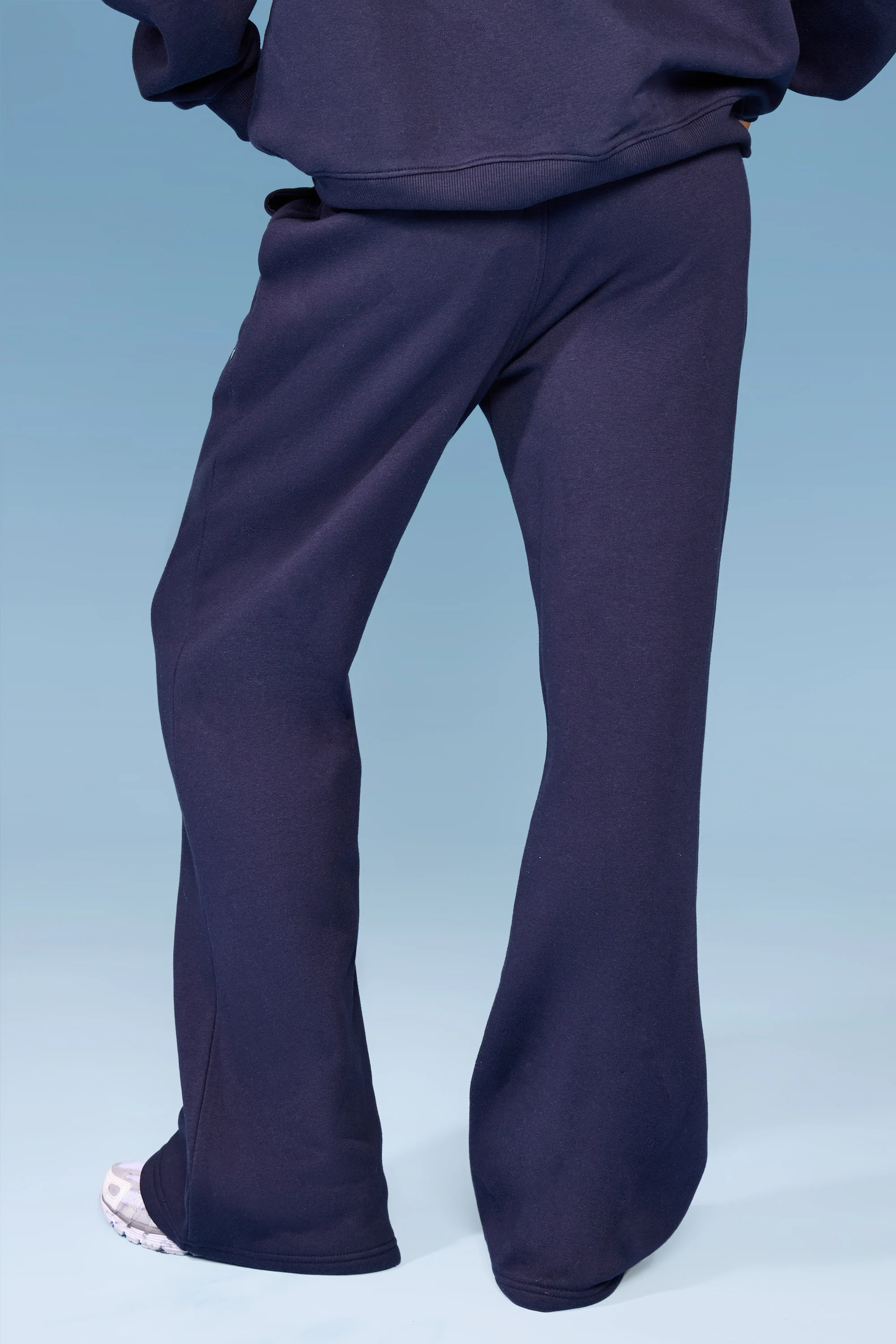 Kaiia Apres Flared Joggers Navy - Image 4