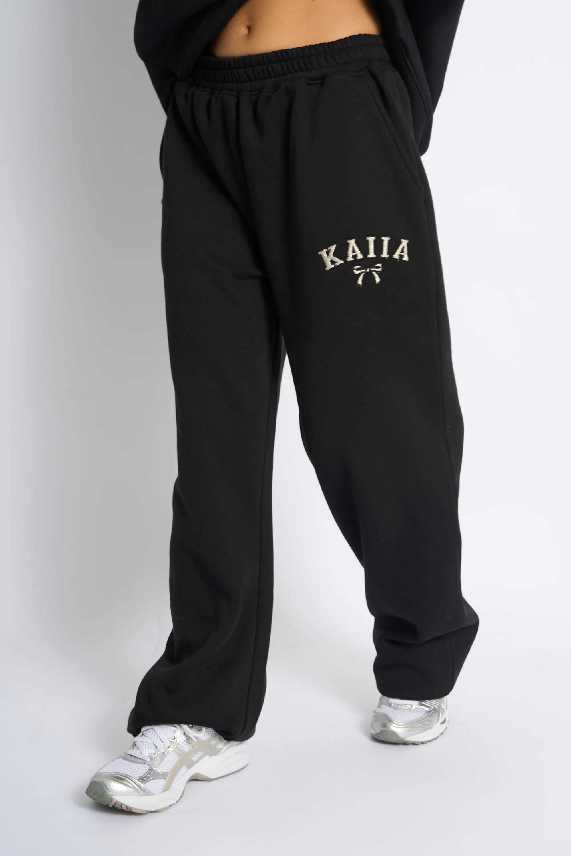 Kaiia Bow Embroidered Ribbed Waistband Wide Leg Joggers Black & Silver - Image 2