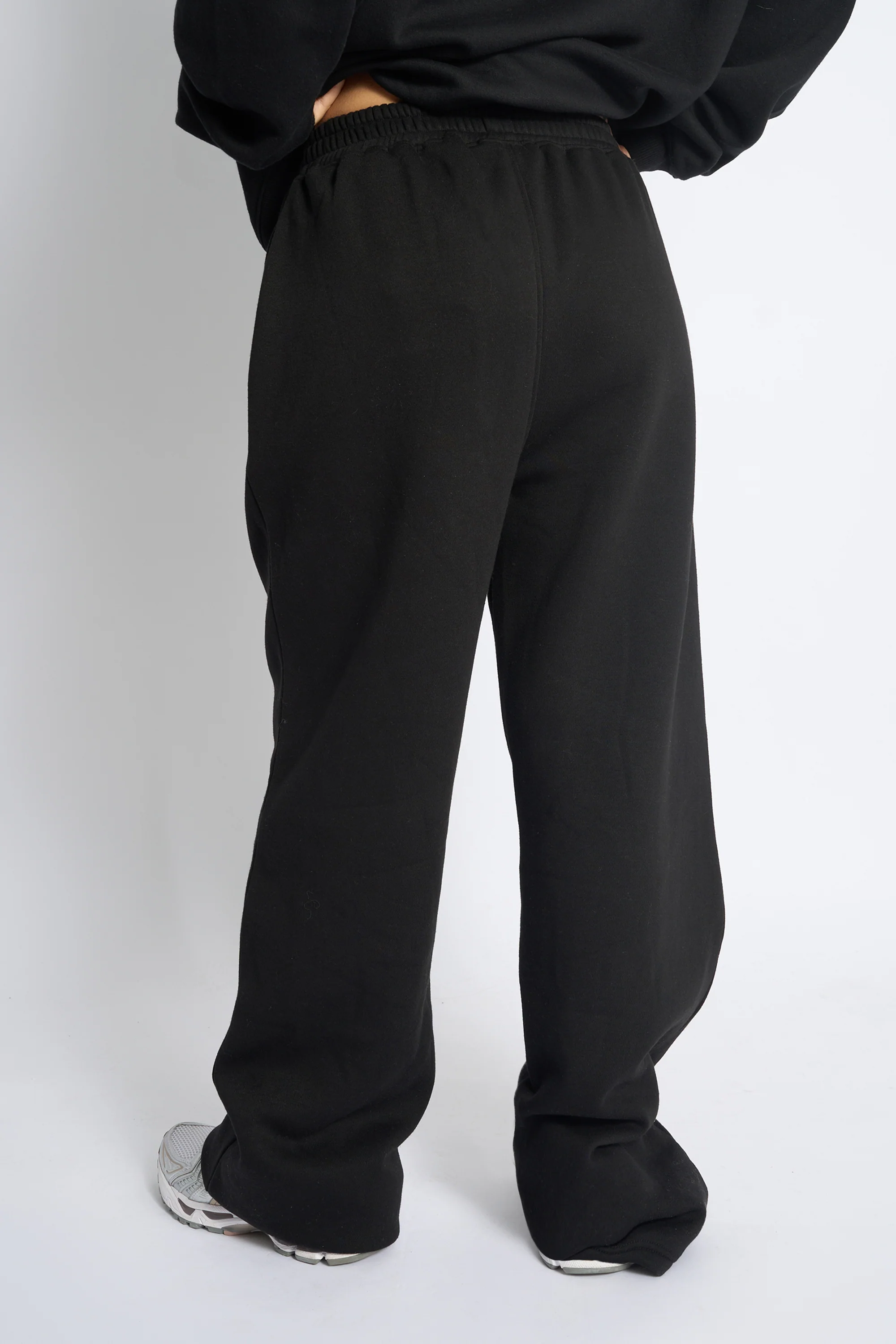 Kaiia Bow Embroidered Ribbed Waistband Wide Leg Joggers Black & Silver - Image 3