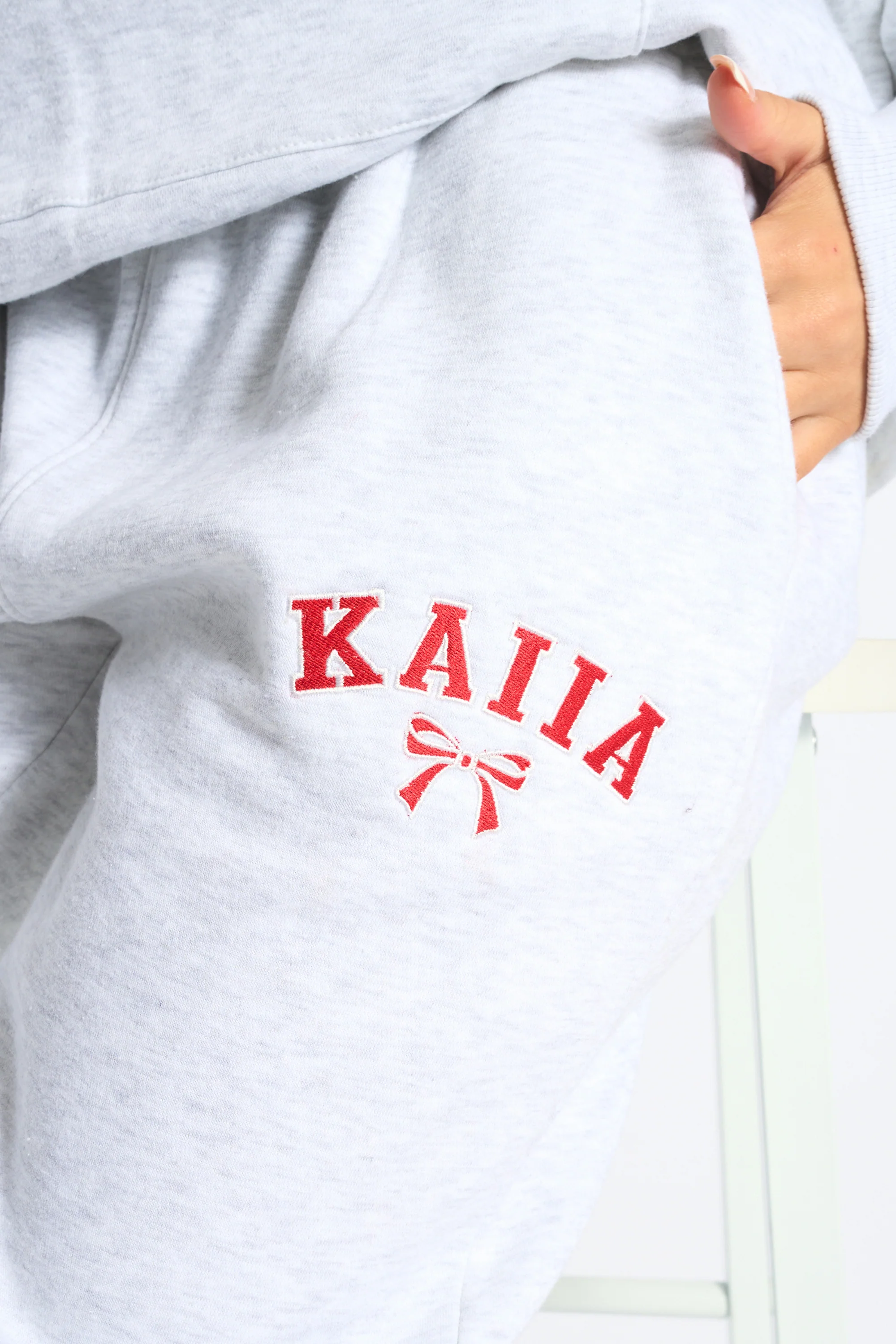 Kaiia Bow Embroidered Ribbed Waistband Wide Leg Joggers Light Grey Marl & Red - Image 4