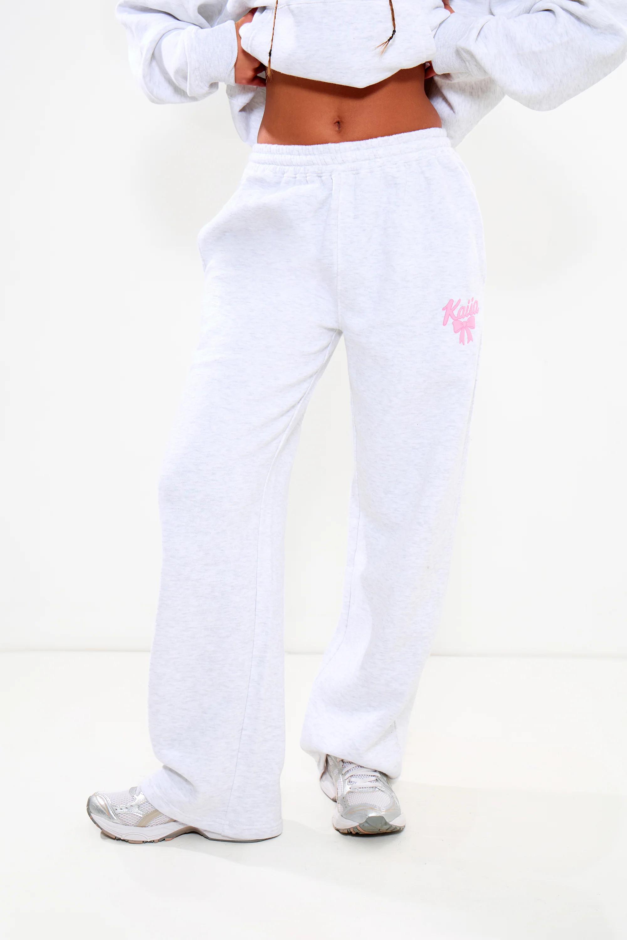 Kaiia Bow Graphic Wide Leg Joggers Light Grey Marl & Pink - Image 7