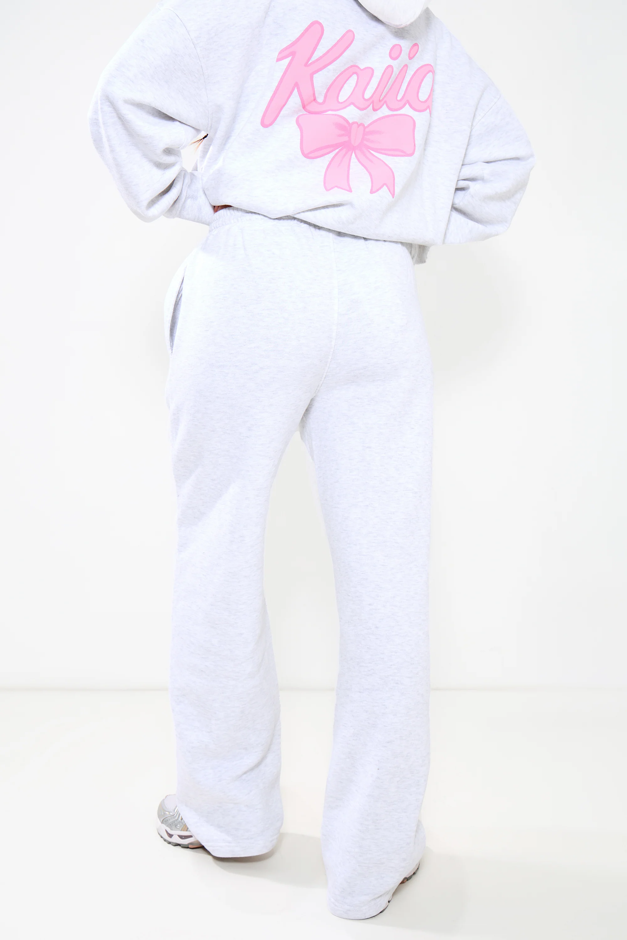 Kaiia Bow Graphic Wide Leg Joggers Light Grey Marl & Pink - Image 8
