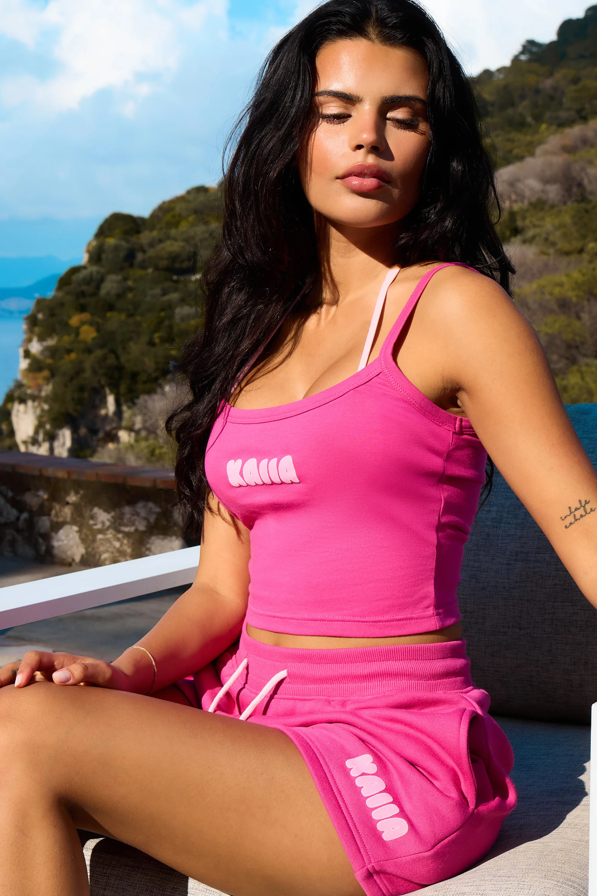 Kaiia Bubble Graphic Sweat Shorts Bright Pink & Baby Pink