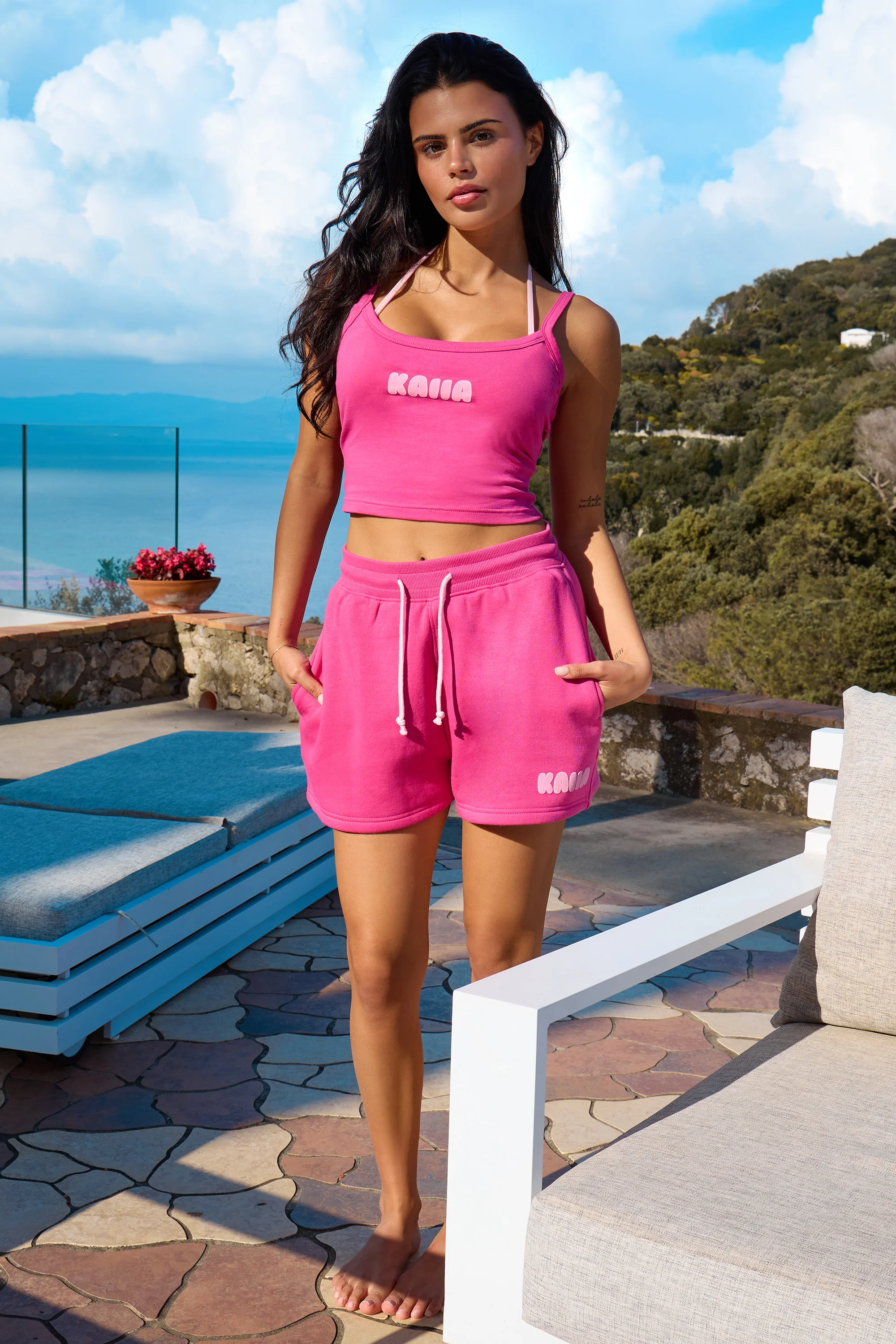 Kaiia Bubble Graphic Sweat Shorts Bright Pink & Baby Pink - Image 2