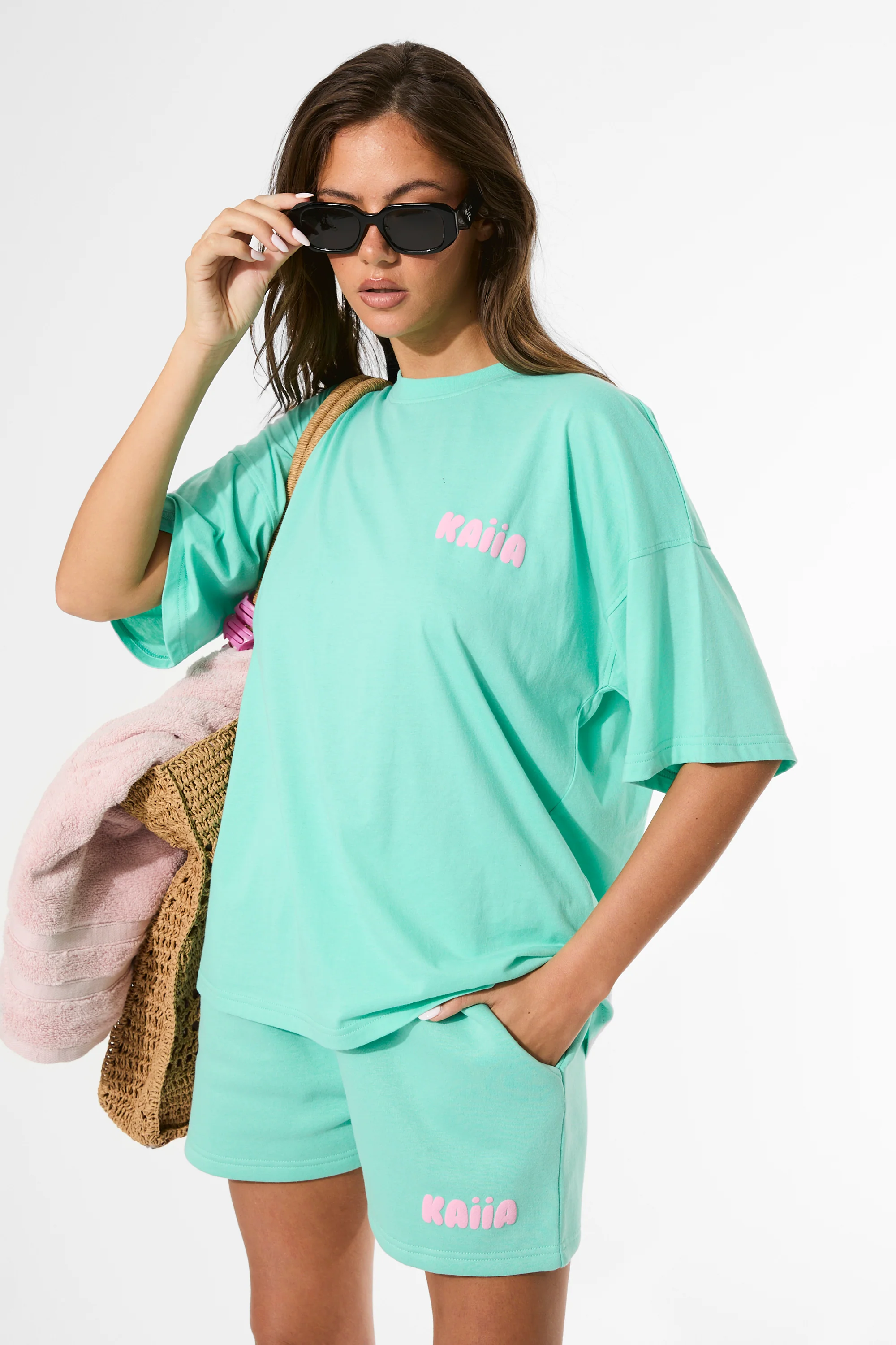 Kaiia Bubble Graphic Sweat Shorts Spearmint & Baby Pink - Image 7