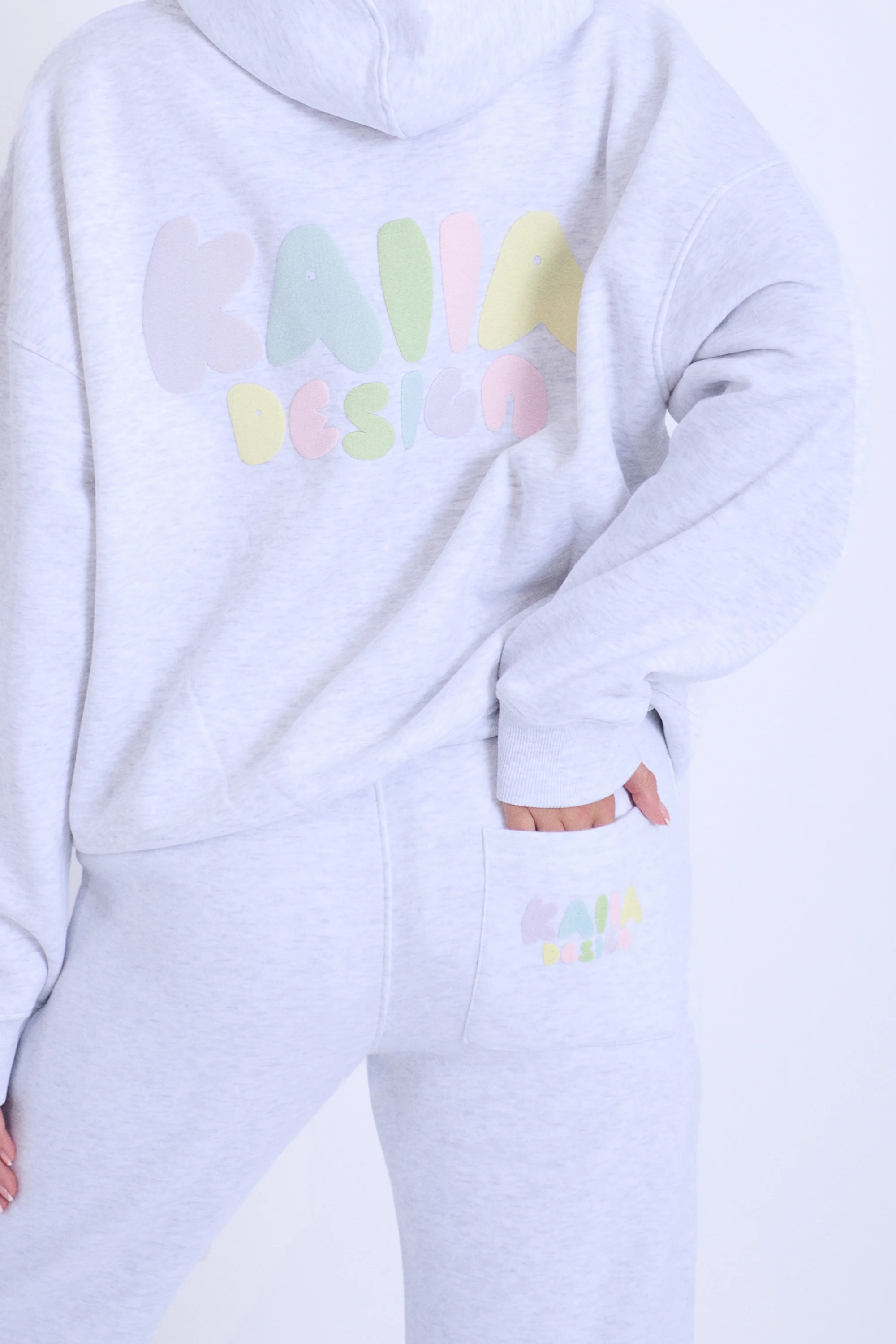 Kaiia Bubble Logo Wide Leg Sweat Pants Light Grey Marl & Rainbow - Image 4
