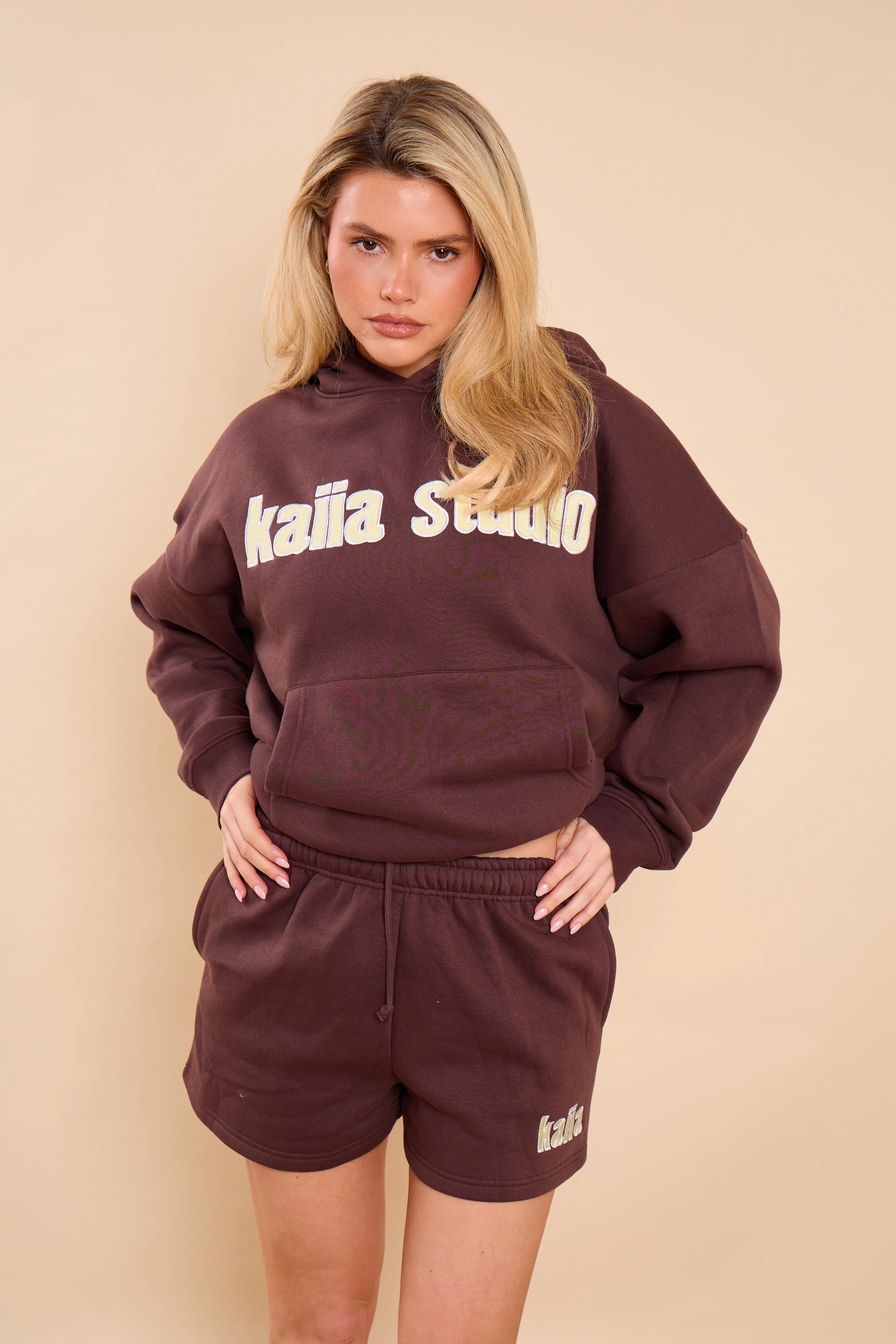 Kaiia Bubble Studio Mini Shorts Espresso