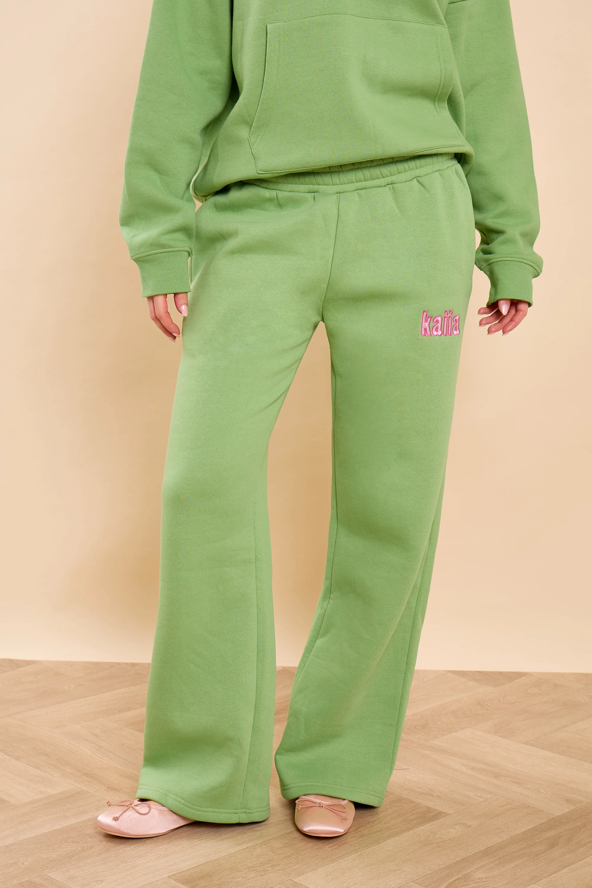 Kaiia Bubble Studio Wide Leg Joggers Matcha Latte - Image 2