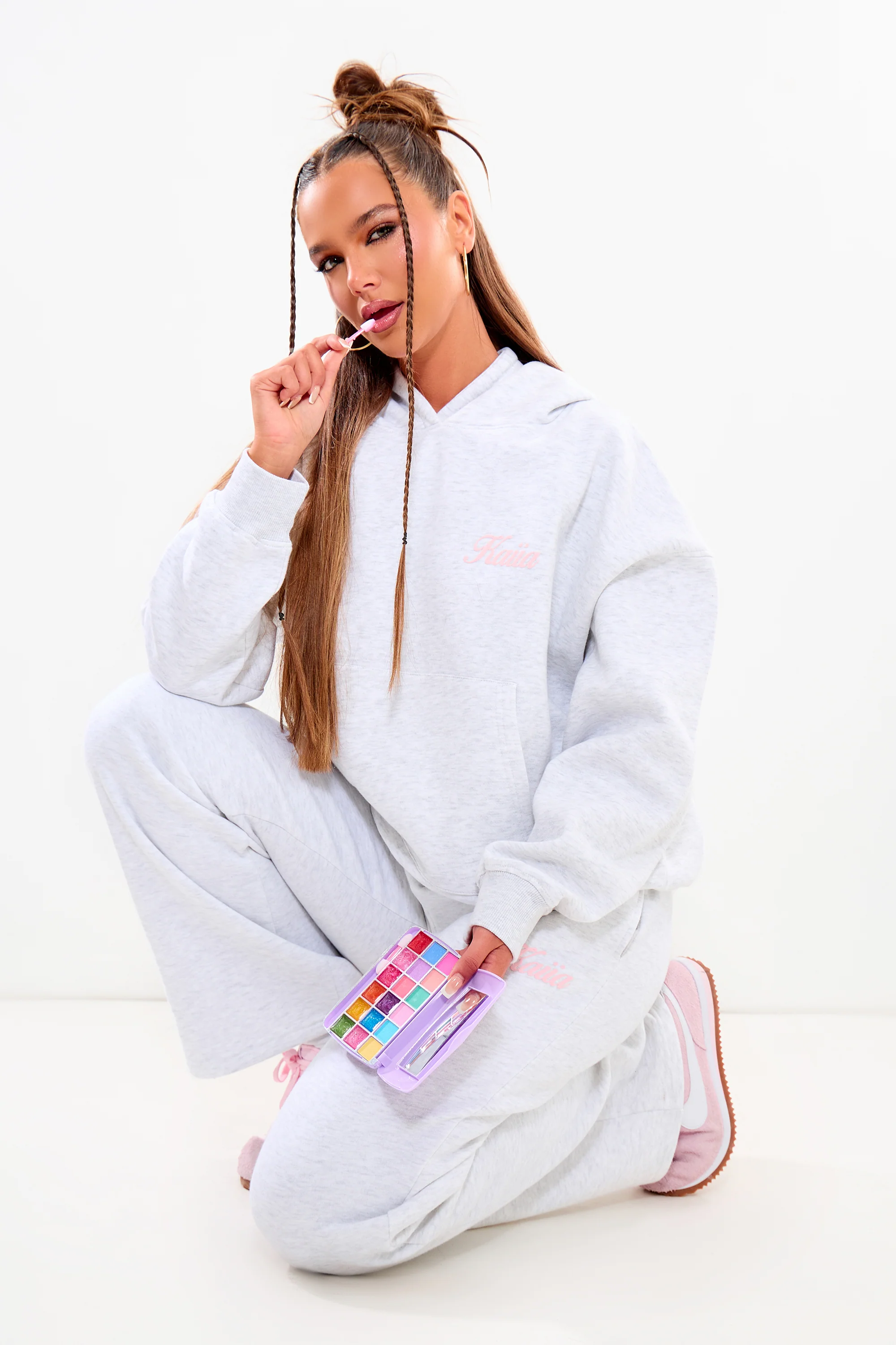 Kaiia Butterfly Graphic Oversized Hoodie Light Grey Marl & Pink - Image 3