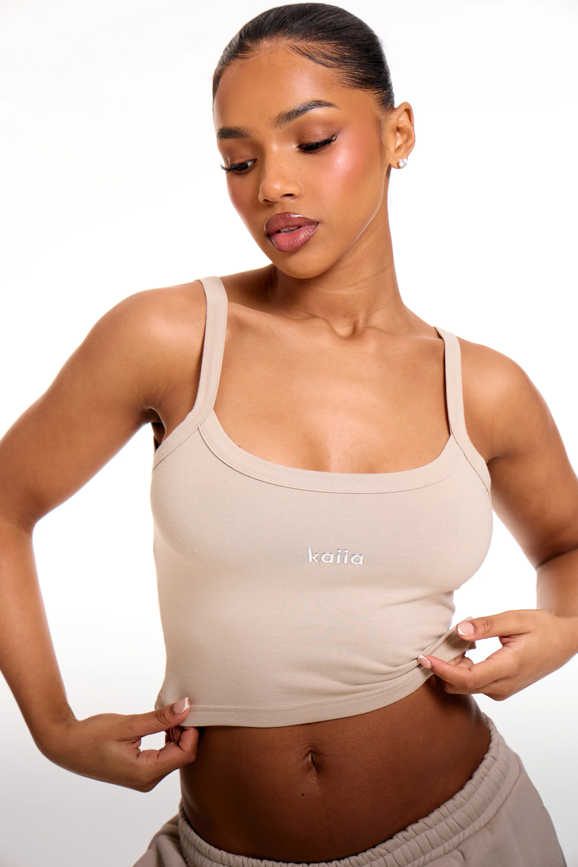Kaiia Chrome Logo Cami Top Ash Taupe - Image 2