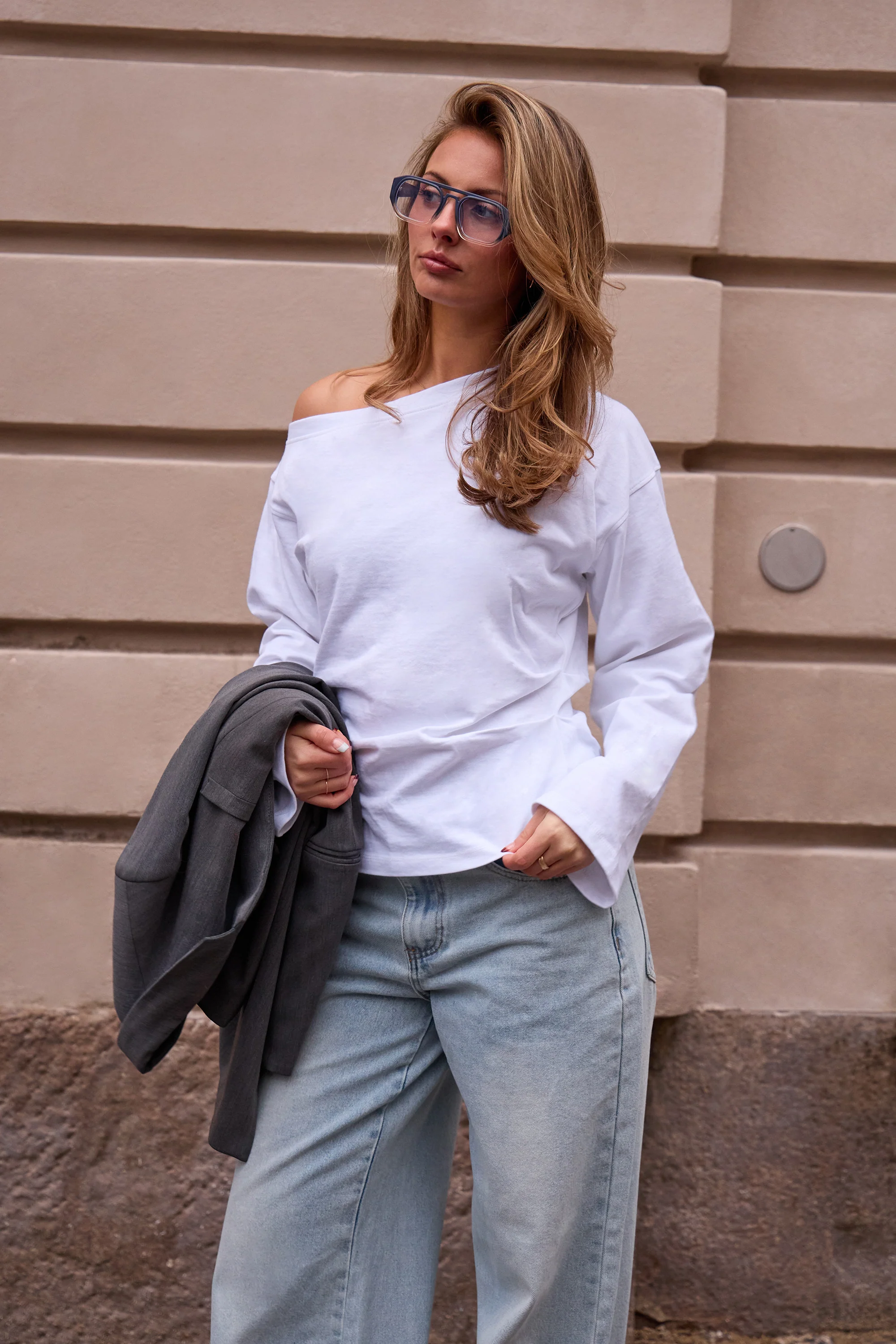 Kaiia Cinched Waist Off the Shoulder Top White
