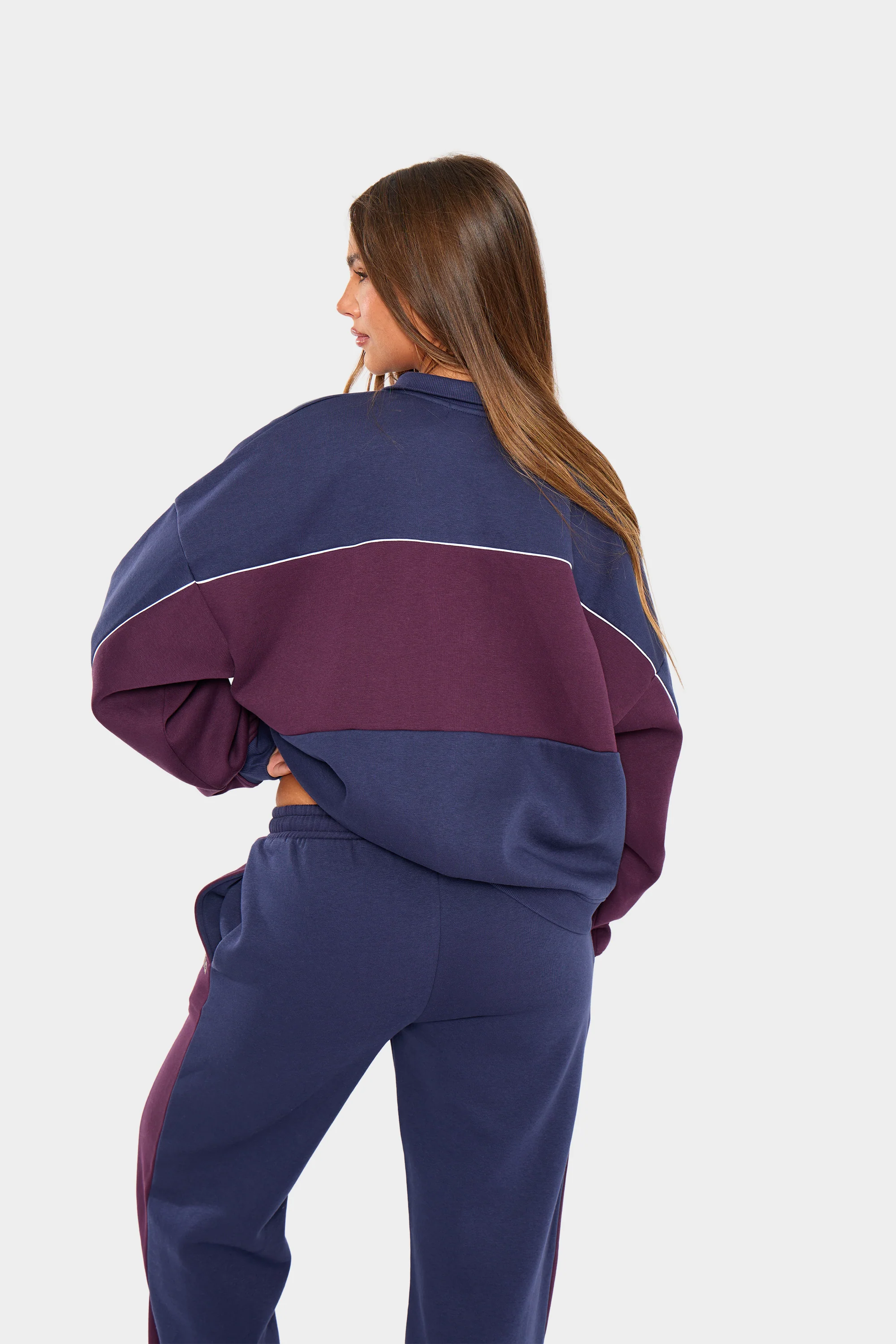 Kaiia Contrast Oversized Zip Through Sweatshirt Navy & Burgundy - Image 6