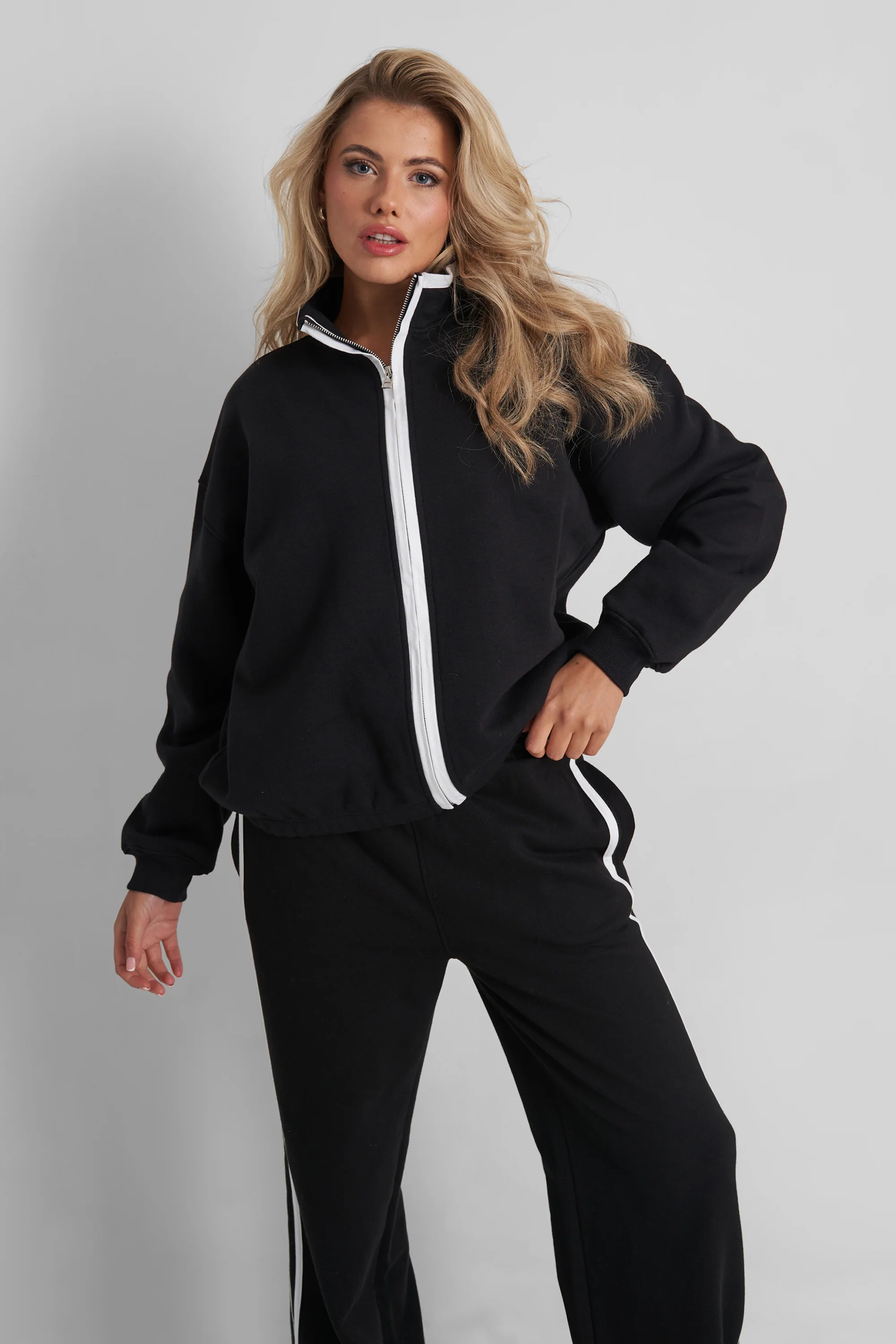 Kaiia Contrast Piping Zip Up Sweatshirt Black White - Image 2