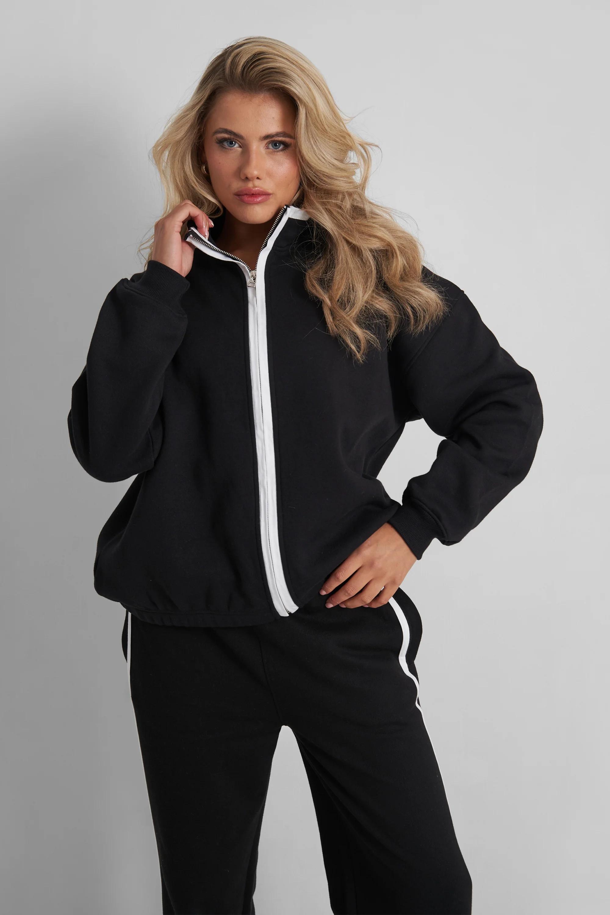 Kaiia Contrast Piping Zip Up Sweatshirt Black White - Image 3