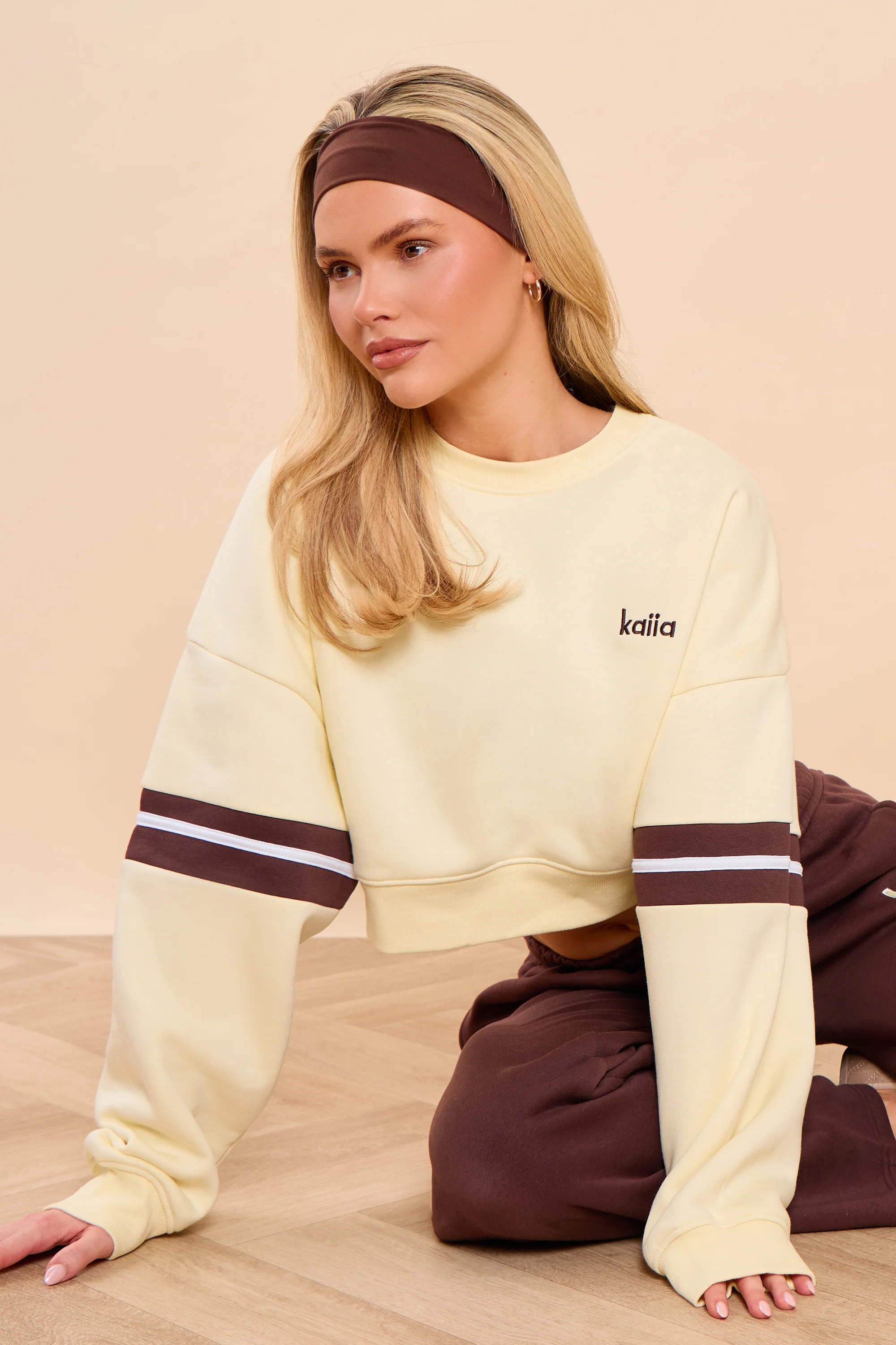 Kaiia Cropped Sweatshirt Vanilla Lemon - Image 2