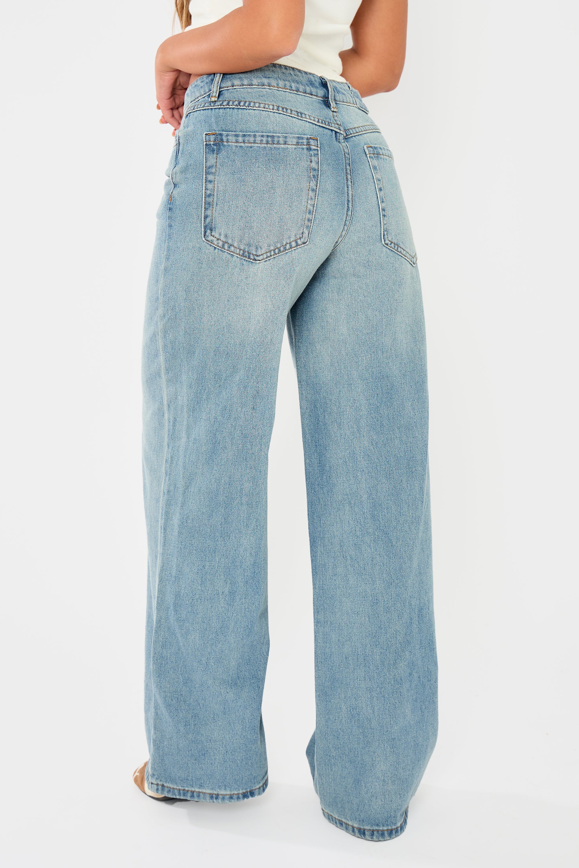 Kaiia Denim Mid Rise Wide Leg Jeans Vintage Wash - Image 11