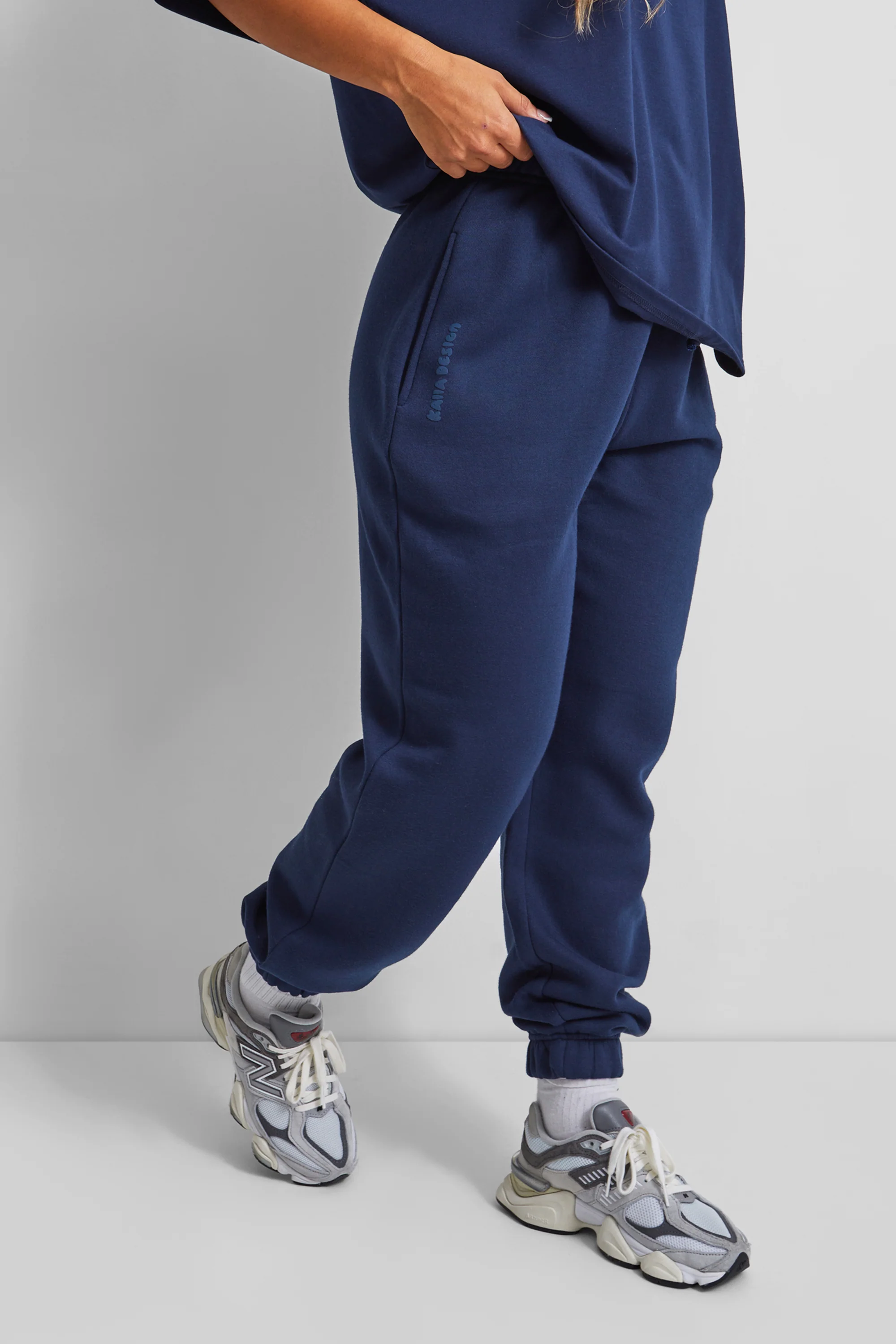 Kaiia Design Bubble Logo Cuffed Joggers Navy - Image 7