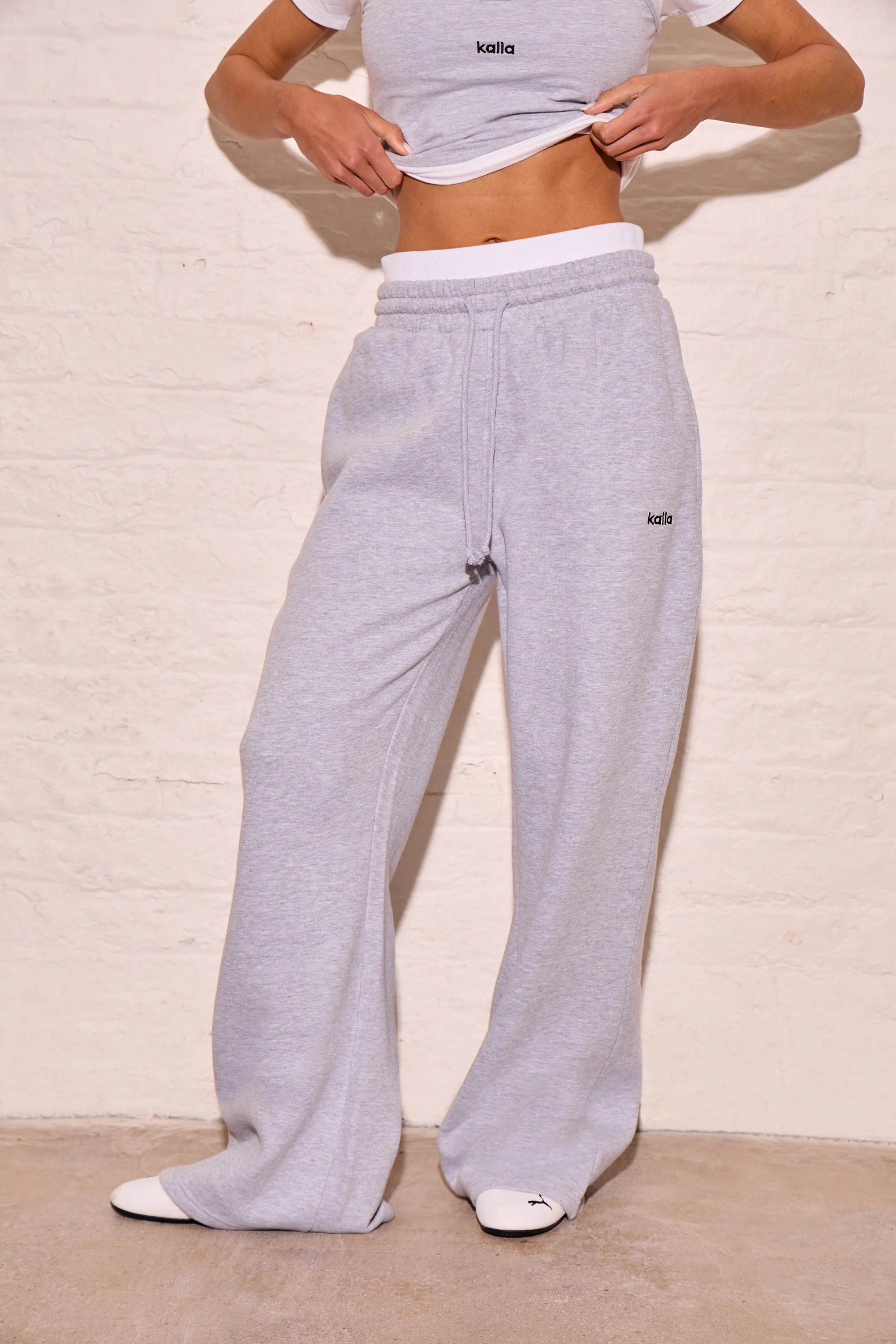 Kaiia Double Waistband High Waisted Joggers Mid Grey Marl - Image 3