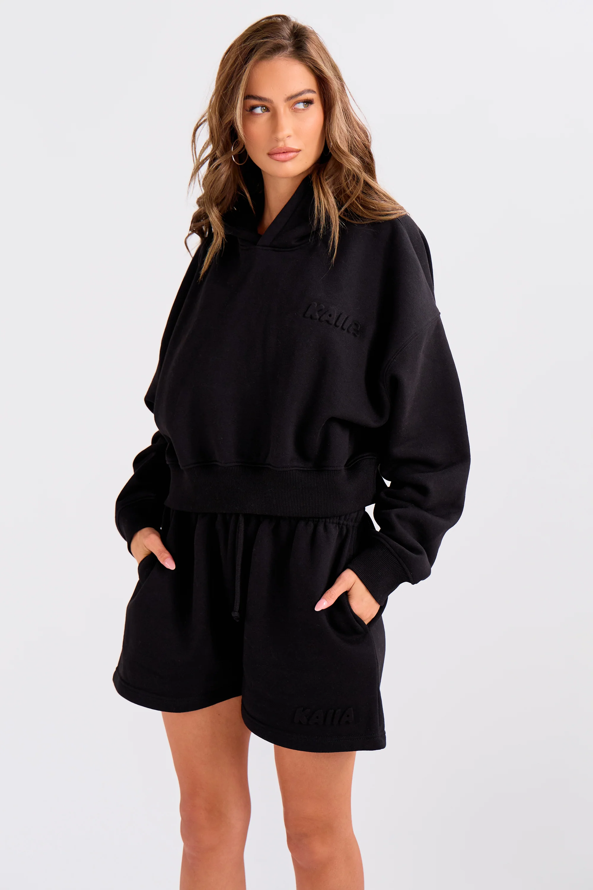 Kaiia Embossed Bubble Logo Cropped Hoodie Black - Image 5