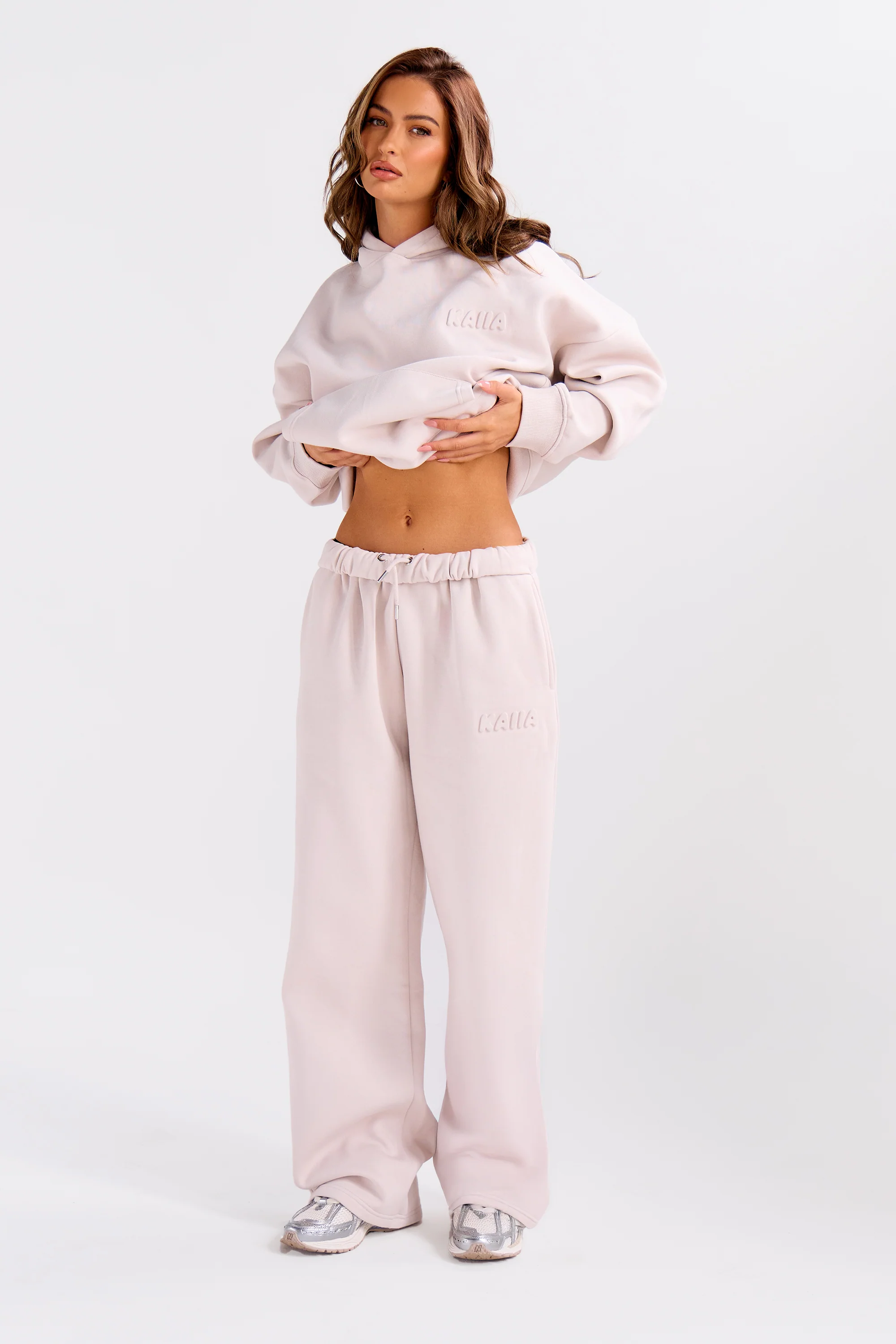 Kaiia Embossed Bubble Logo Wide Leg Joggers Oyster - Image 5