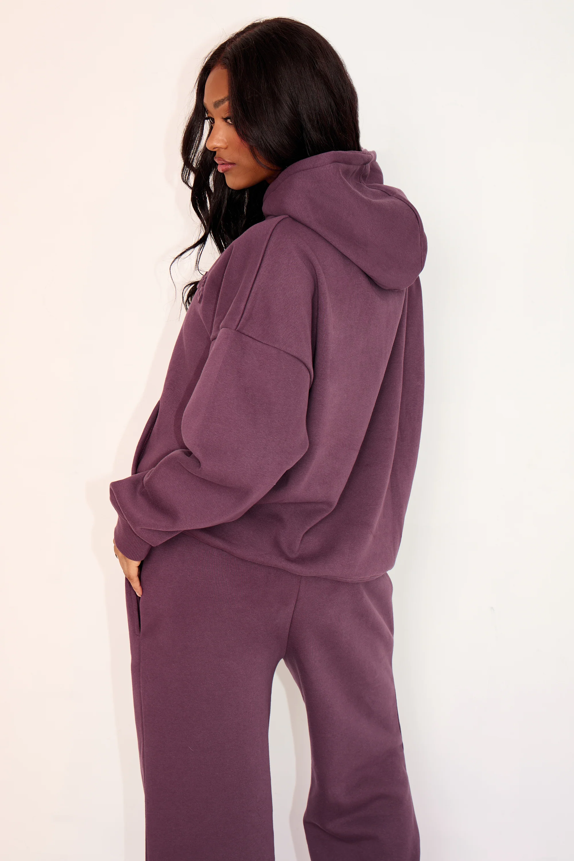 Kaiia Embossed Logo Oversized Hoodie Aubergine - Image 4