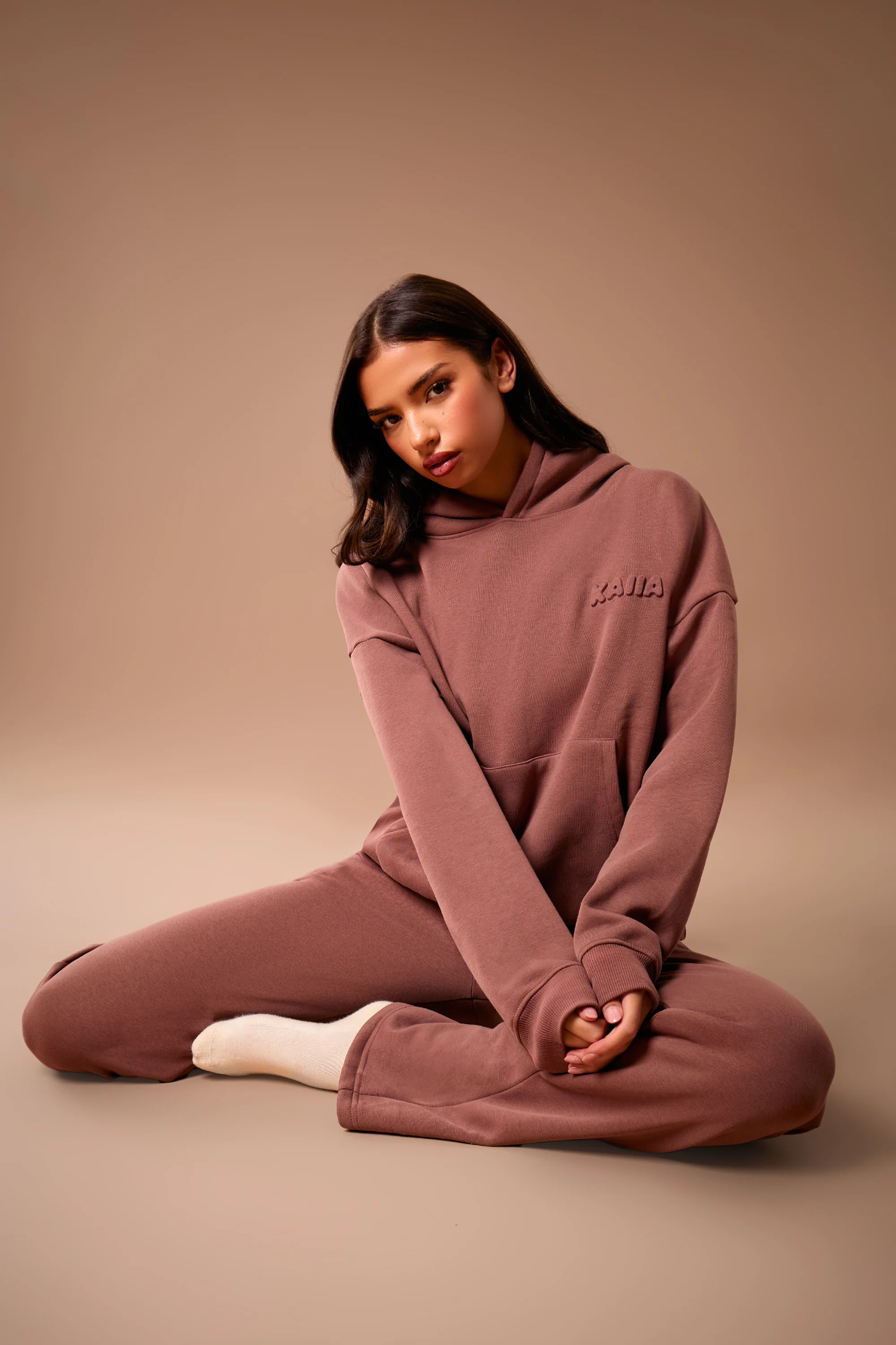 Kaiia Embossed Bubble Logo Oversized Hoodie Nutmeg - Image 3