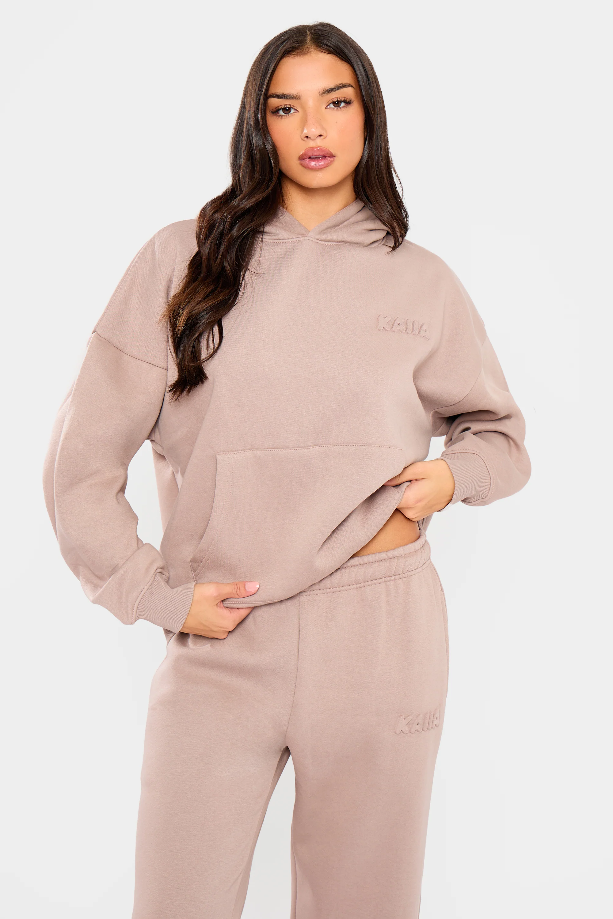 Kaiia Embossed Bubble Logo Oversized Hoodie Clay - Image 3