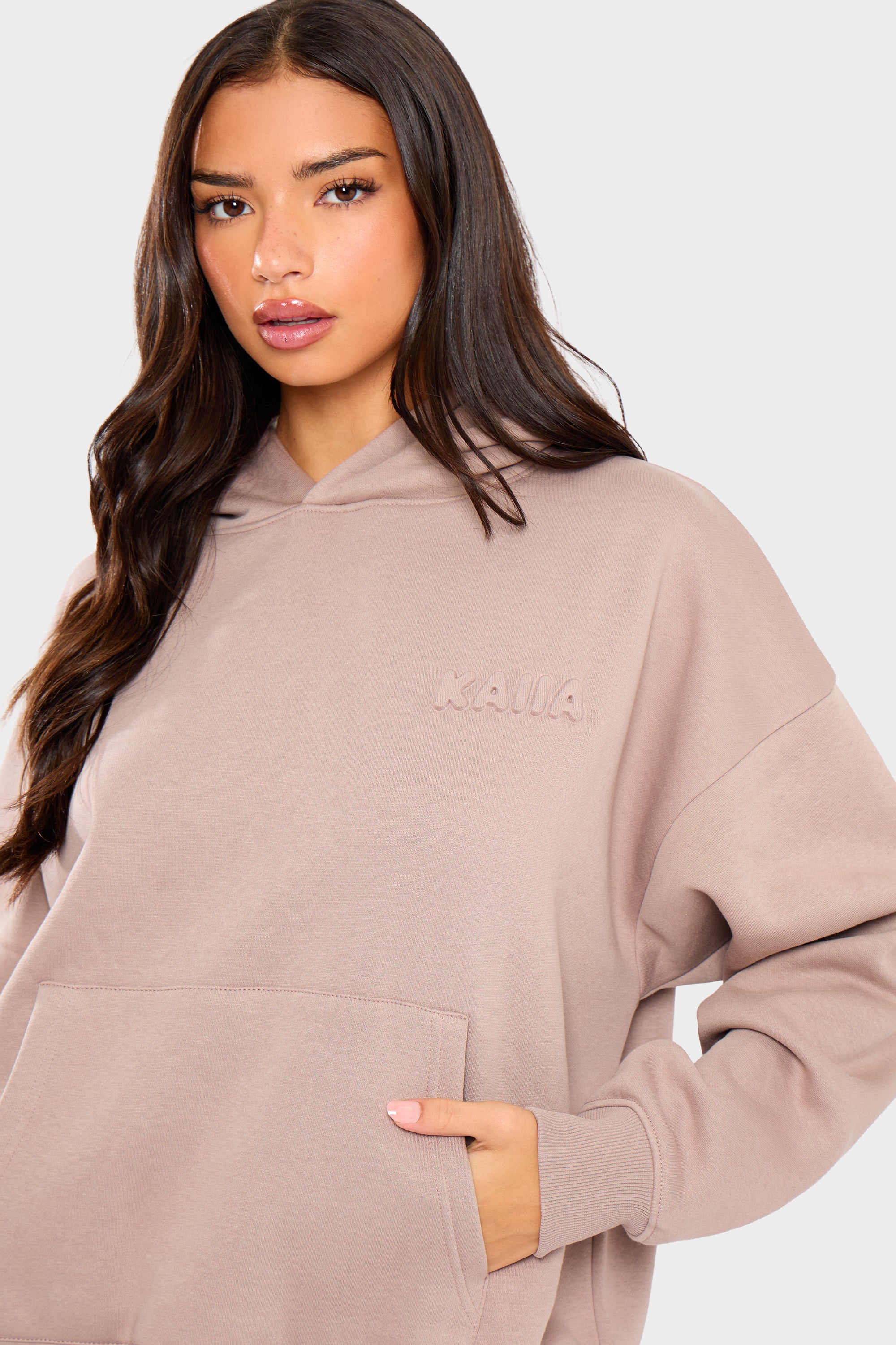 Kaiia Embossed Bubble Logo Oversized Hoodie Clay - Image 4