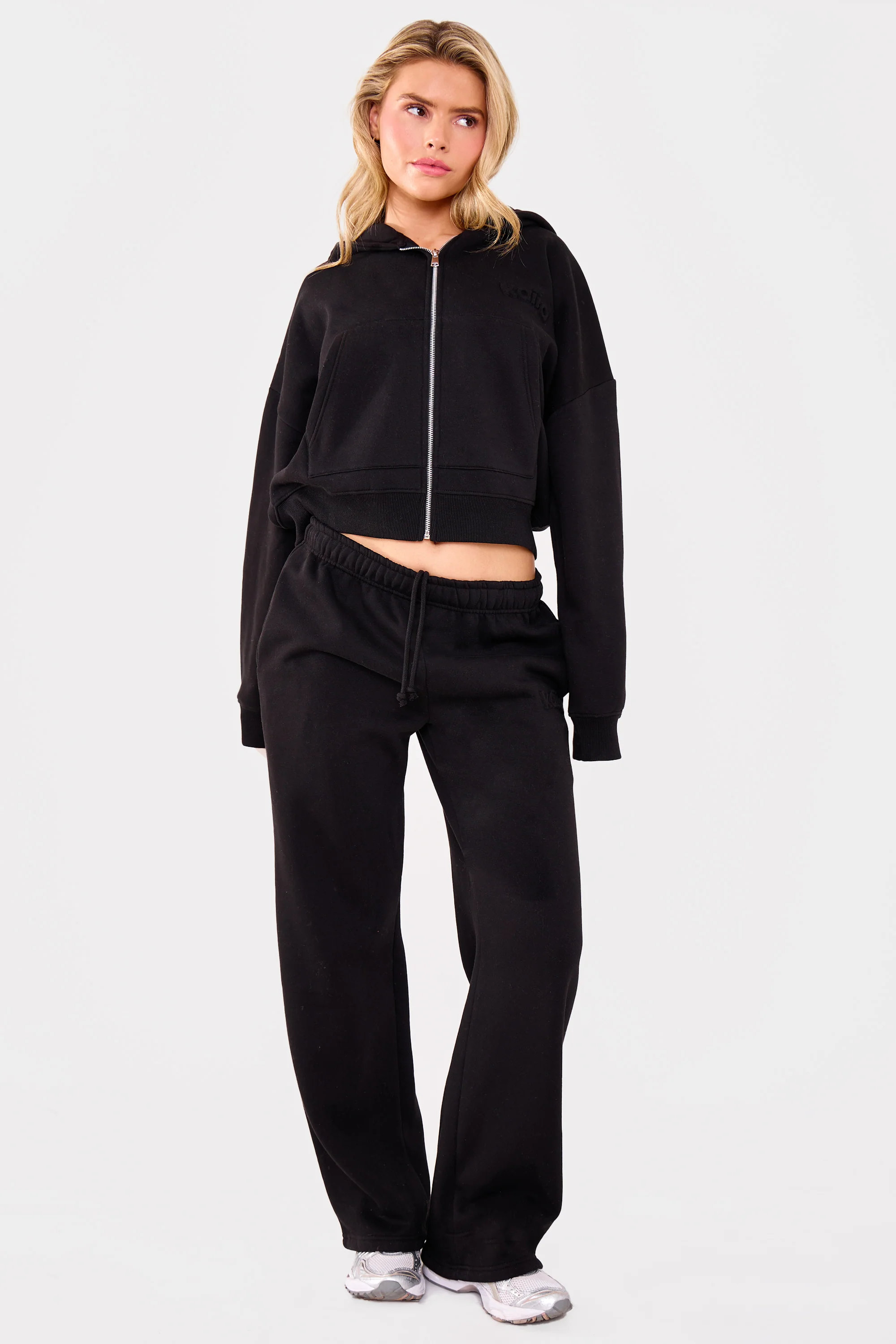 Kaiia Embossed Logo Oversized Zip Through Hoodie Black - Image 3