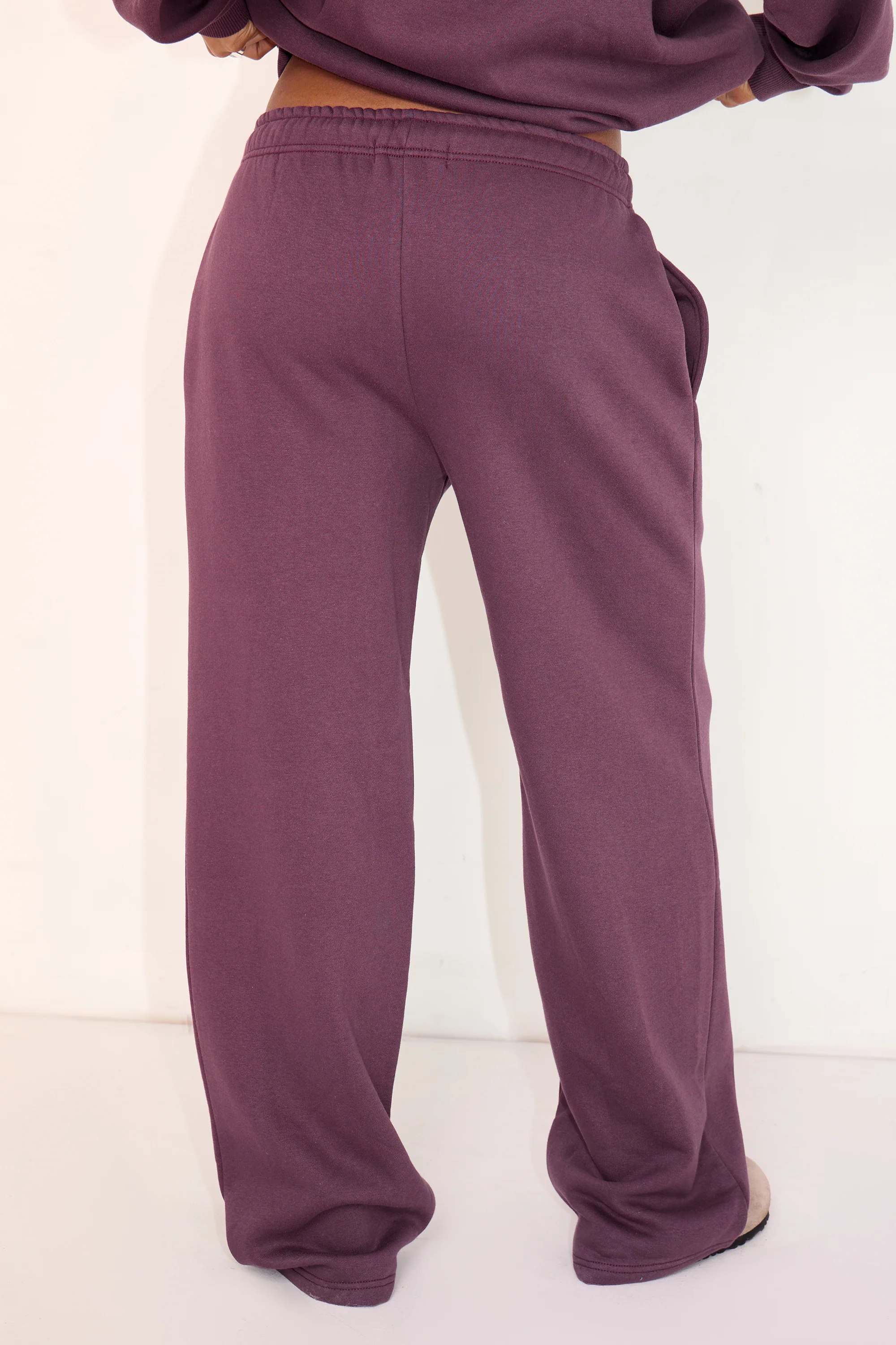 Kaiia Embossed Logo Wide Leg Joggers Aubergine - Image 4