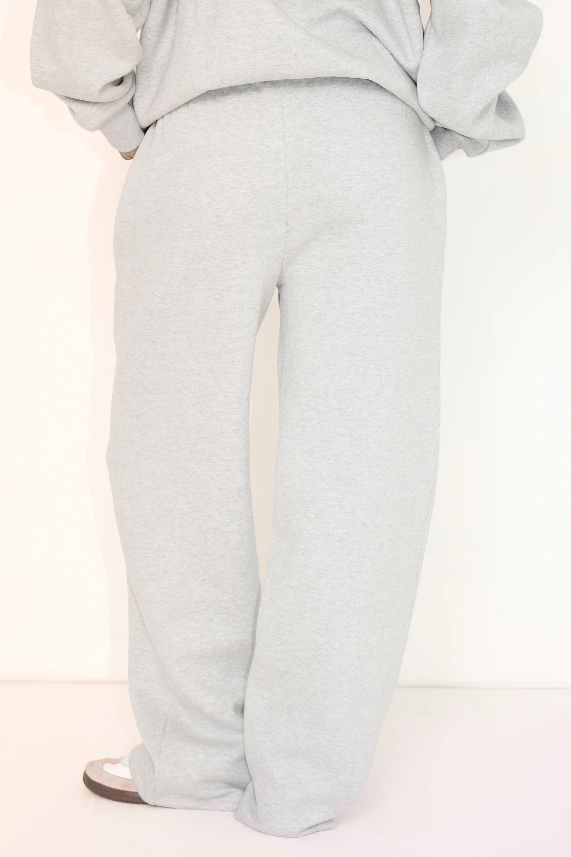 Kaiia Embossed Logo Wide Leg Joggers Mid Grey Marl - Image 4