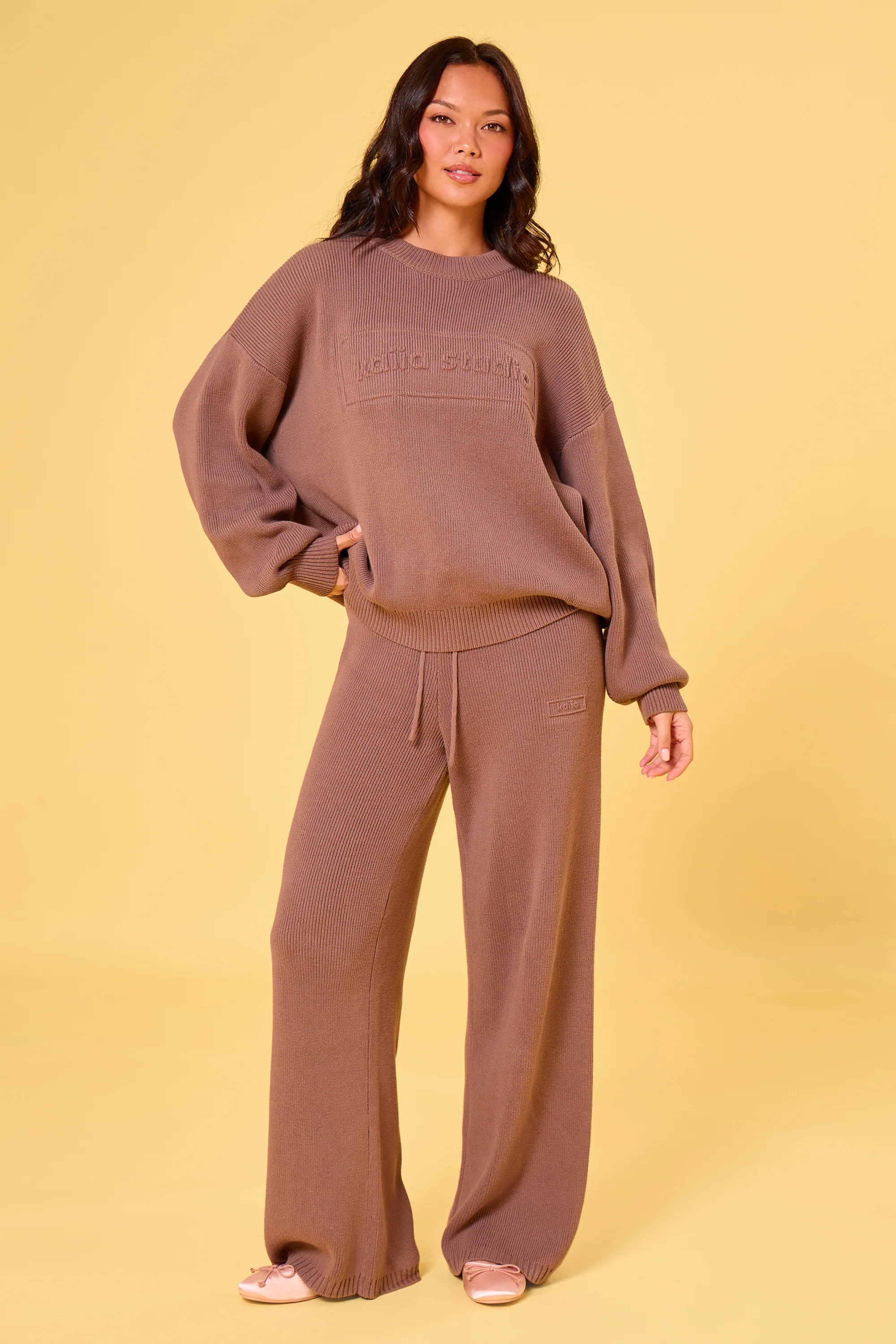 Kaiia Embossed Premium Knit Wide Leg Trousers Mocha - Image 3
