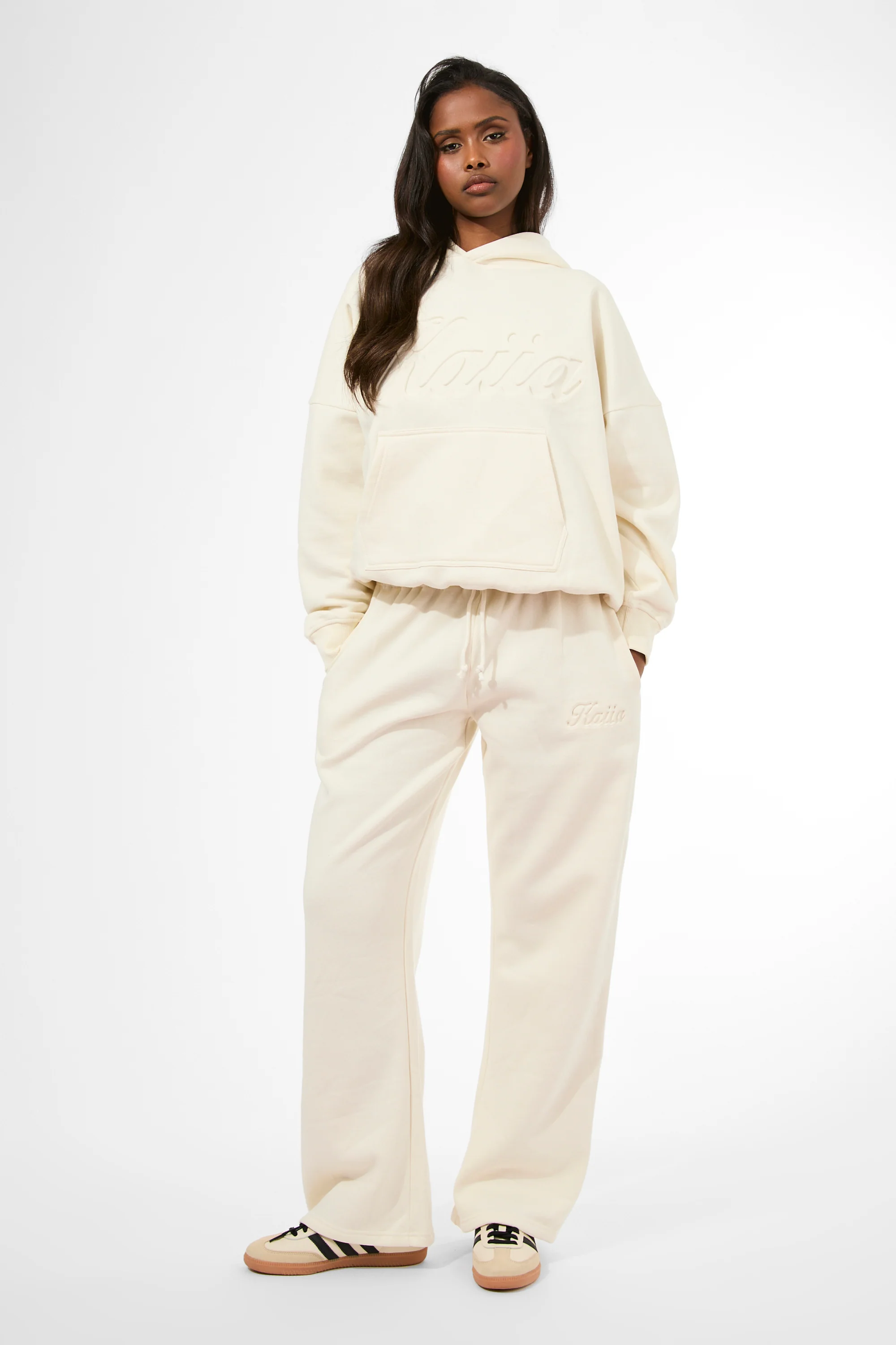 Kaiia Embossed Script Logo Oversized Hoodie Marshmallow - Image 5