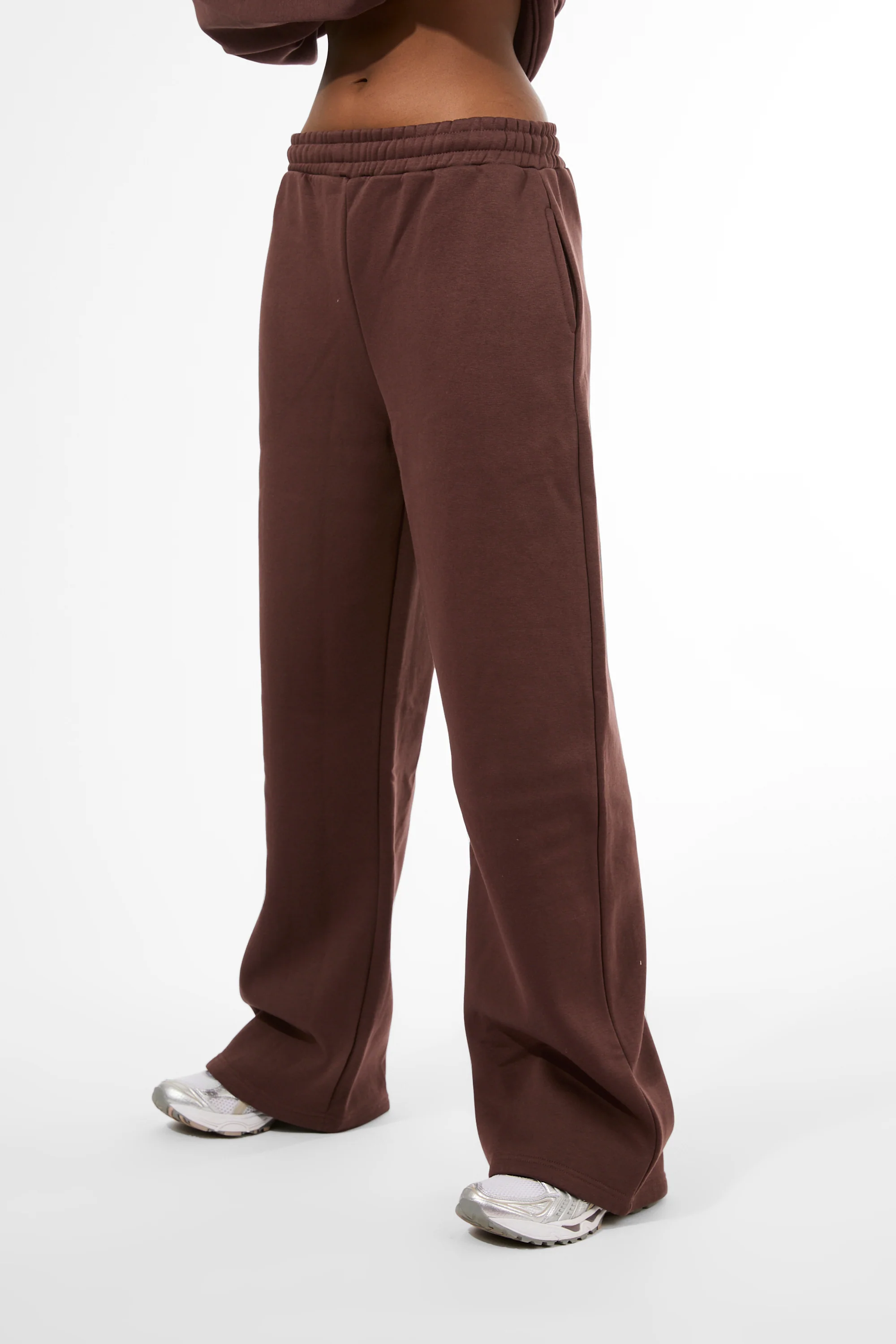 Kaiia Embossed Wide Leg Joggers Mocha - Image 4