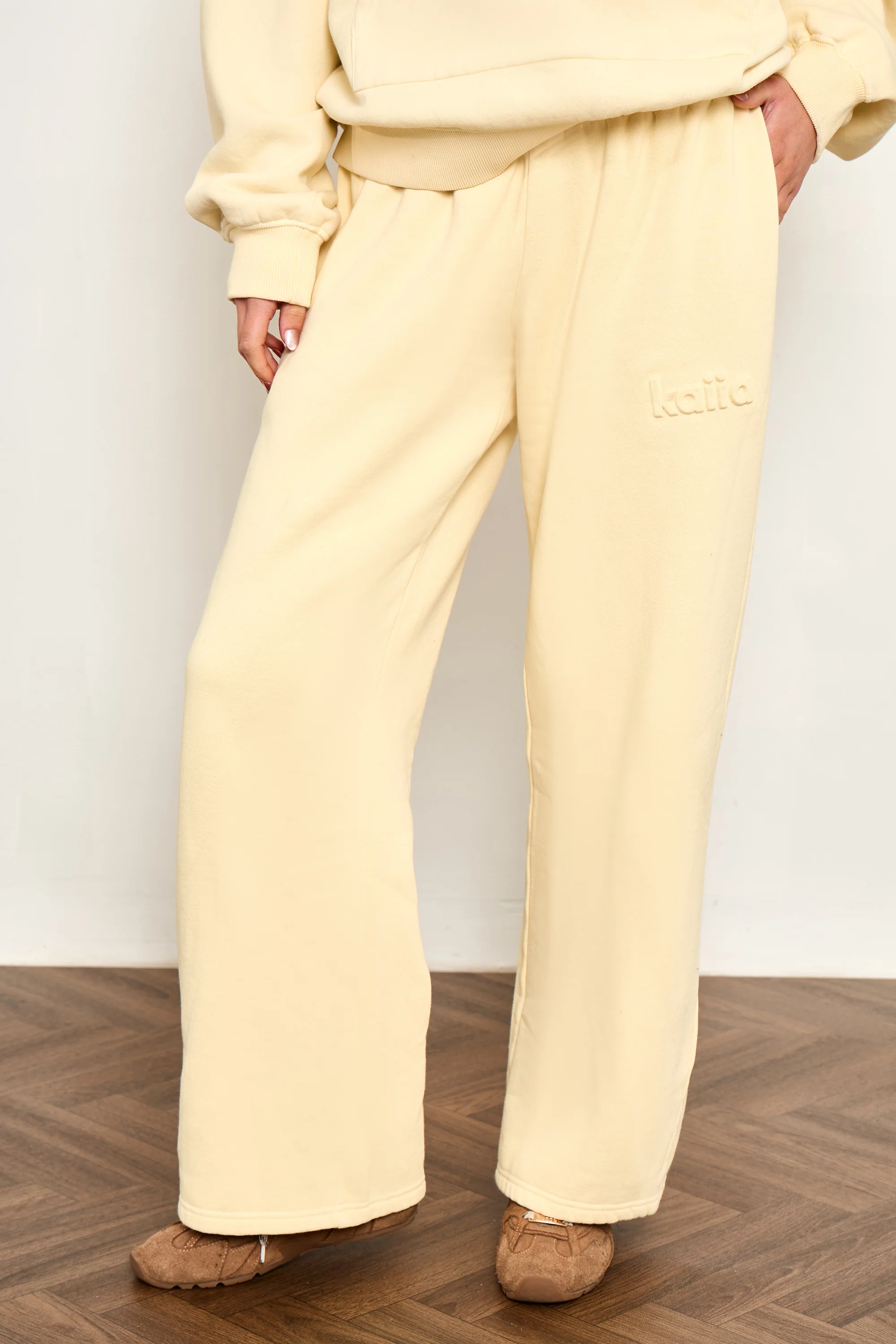 Kaiia Embossed Wide Leg Joggers Washed Butter Yellow - Image 3
