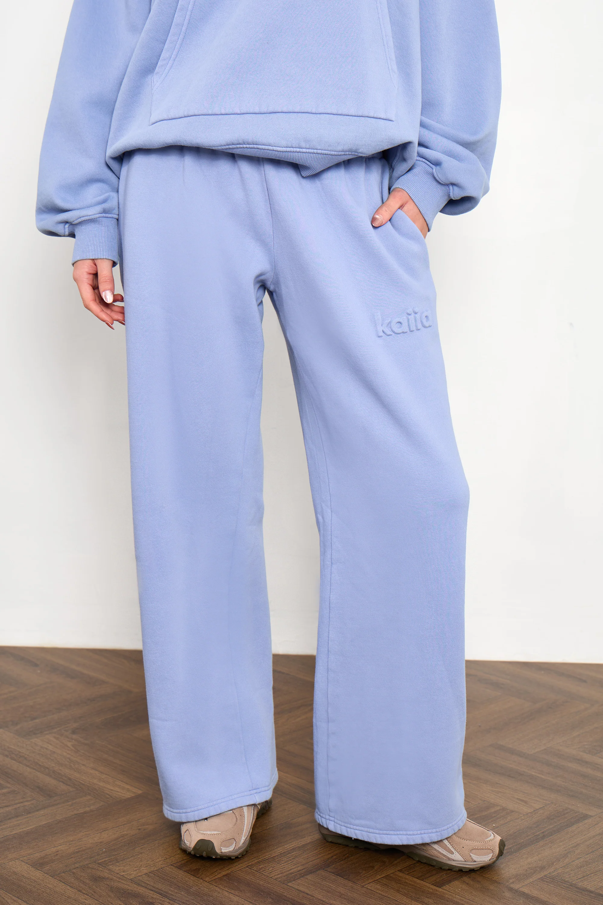 Kaiia Embossed Wide Leg Joggers Washed Periwinkle Blue - Image 3