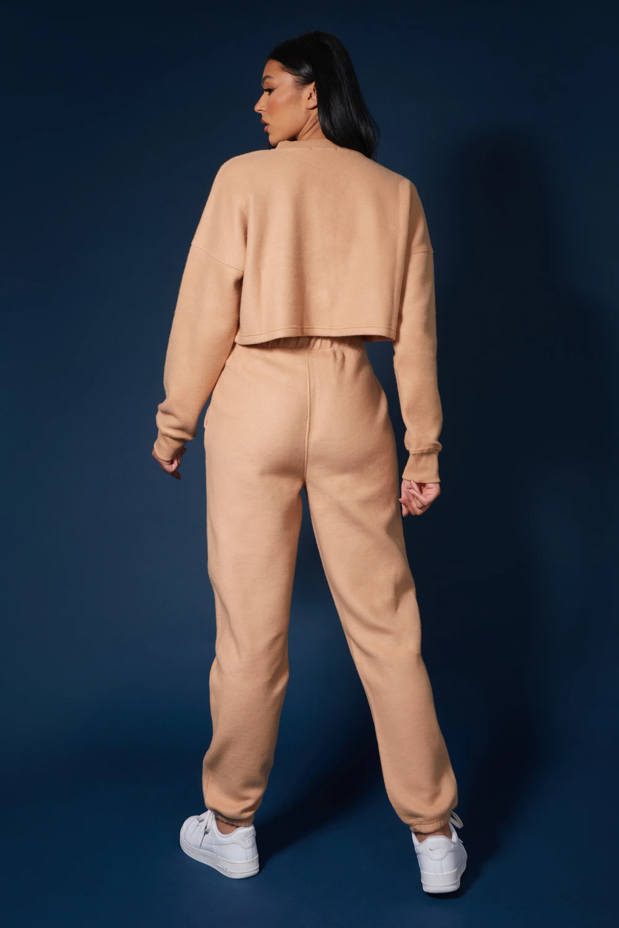 KAIIA FLUFFY CROPPED SWEATSHIRT CAMEL - Image 5