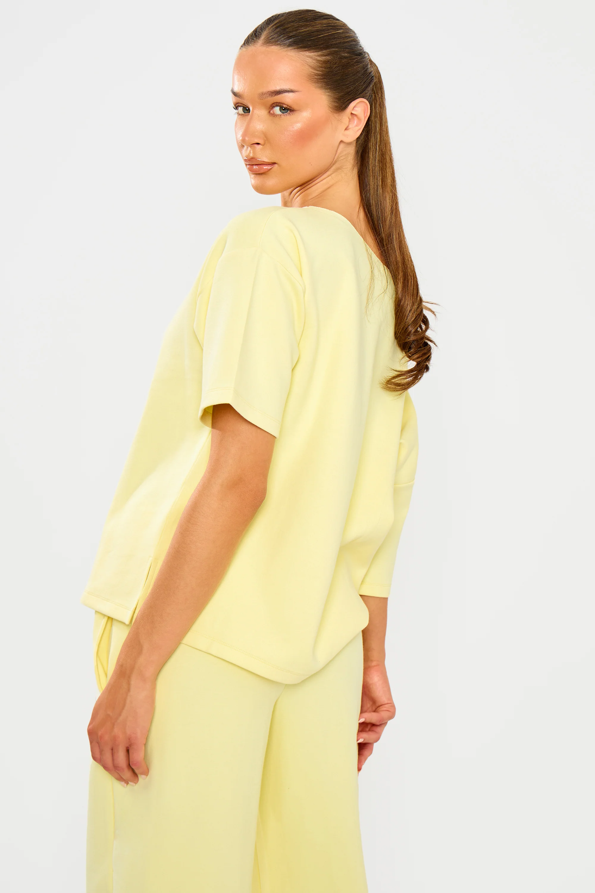 Kaiia Label Logo Premium Interlock Off The Shoulder Oversized T-Shirt Yellow - Image 4
