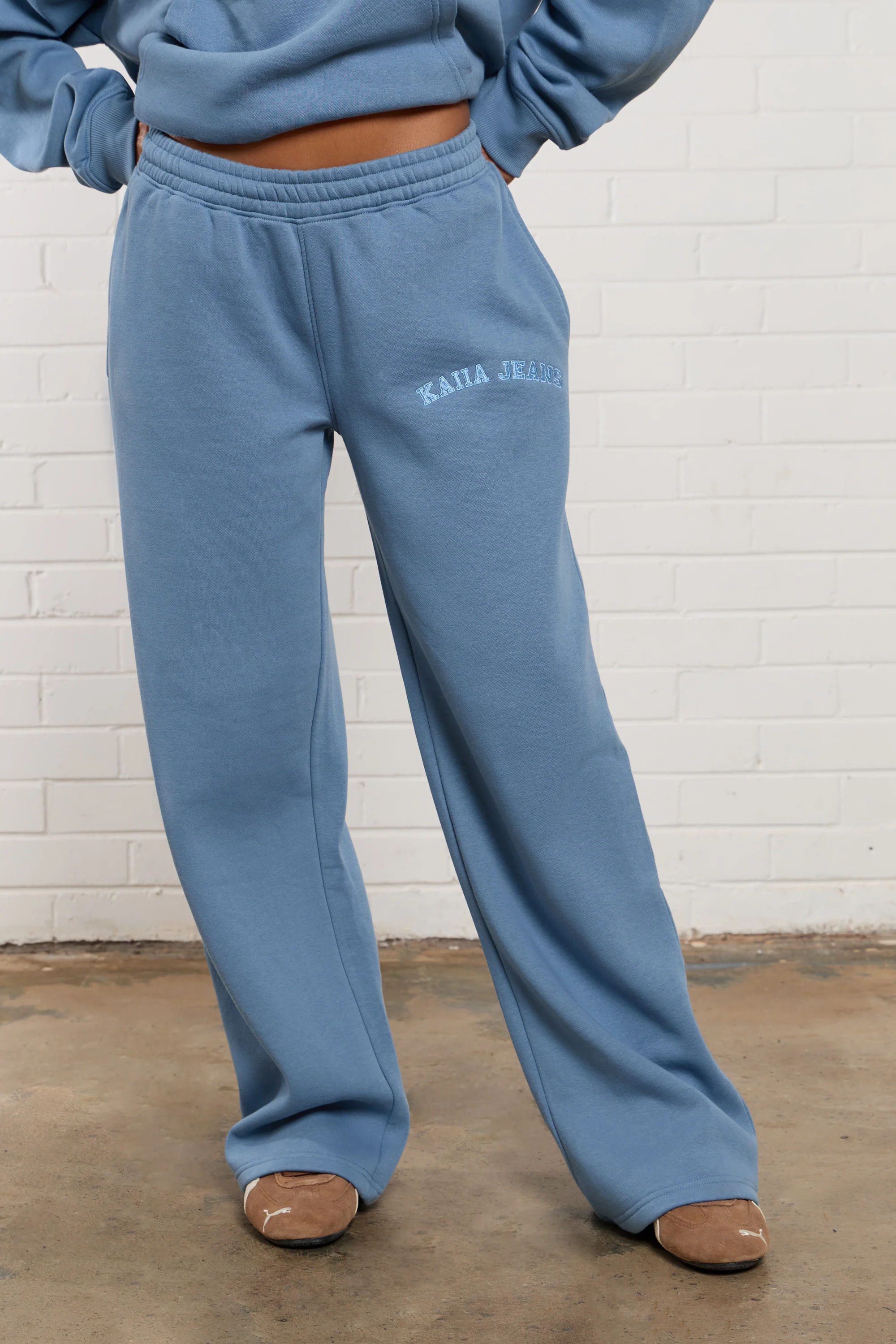 Kaiia Jeans Embroidered Wide Leg Joggers Denim Blue - Image 2