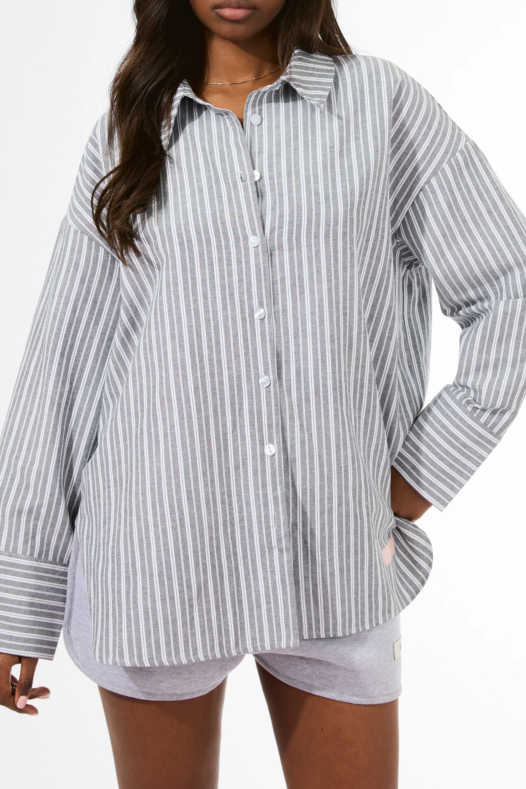 Kaiia Label Logo Oversized Shirt Grey Stripe - Image 10