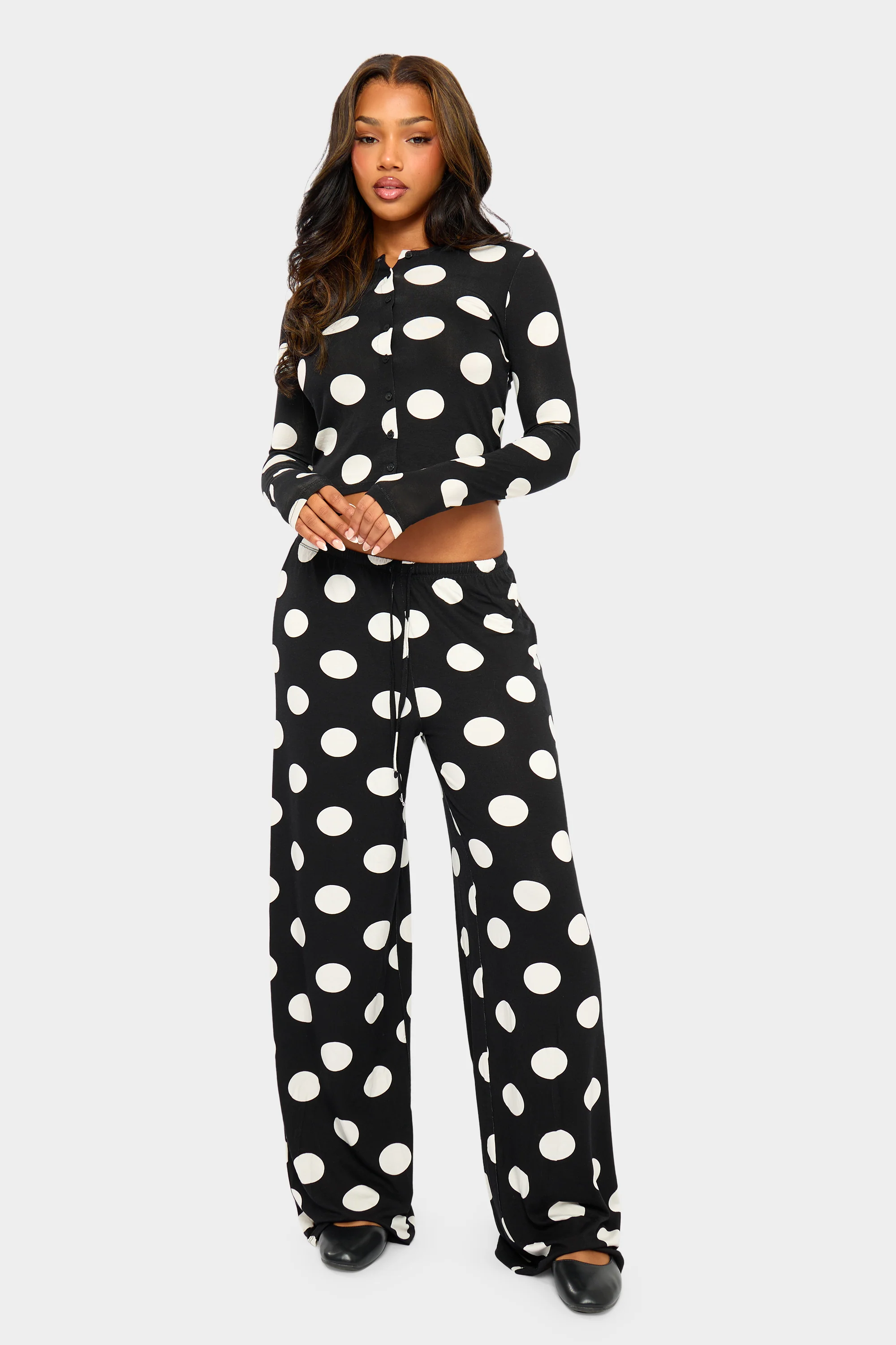 Kaiia Large Polka Dot Button Up Long Sleeve Crop Top Black & Cream - Image 3