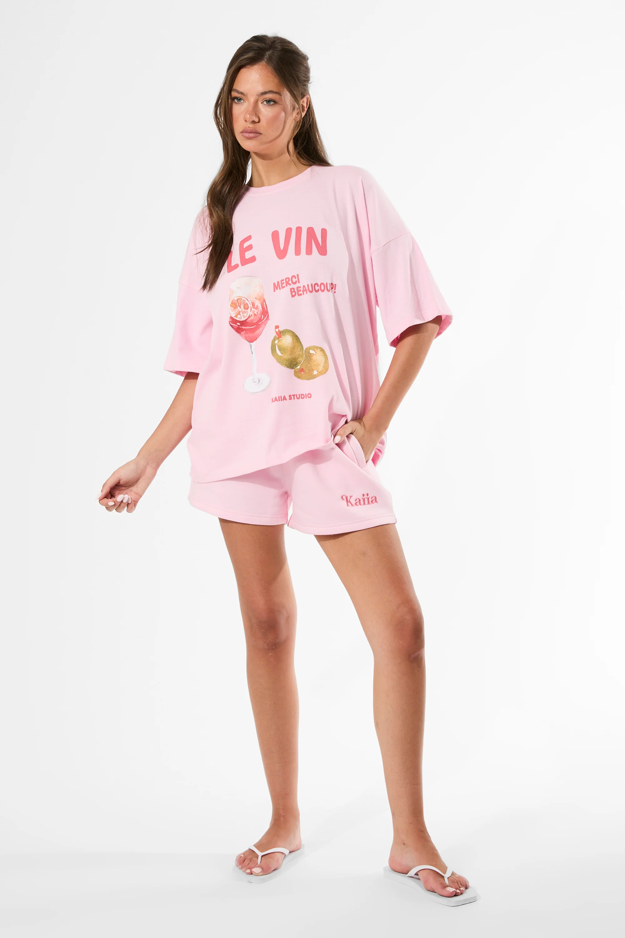 Kaiia Le Vin Graphic Oversized T-Shirt Baby Pink - Image 10