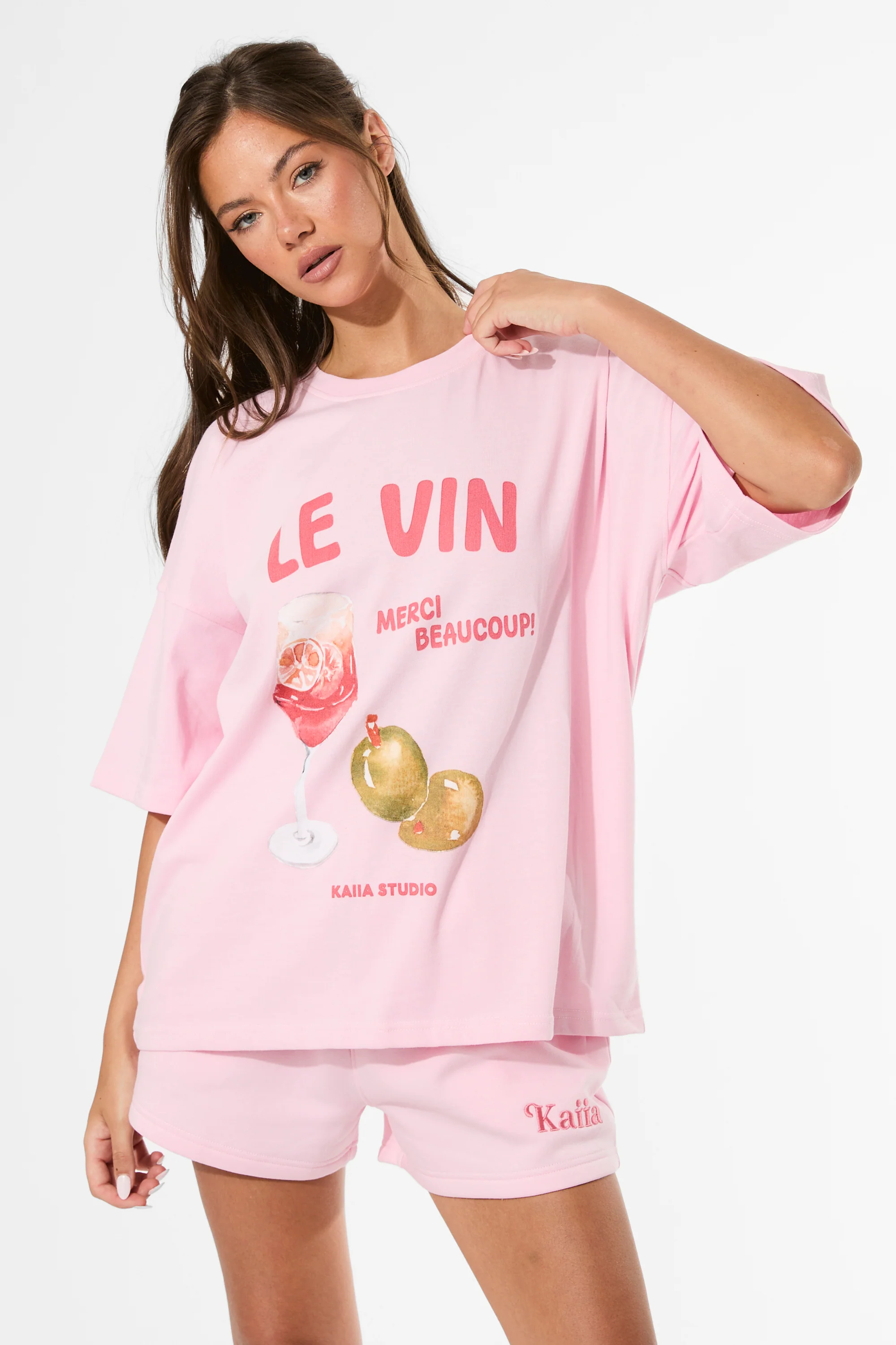 Kaiia Le Vin Graphic Oversized T-Shirt Baby Pink - Image 6