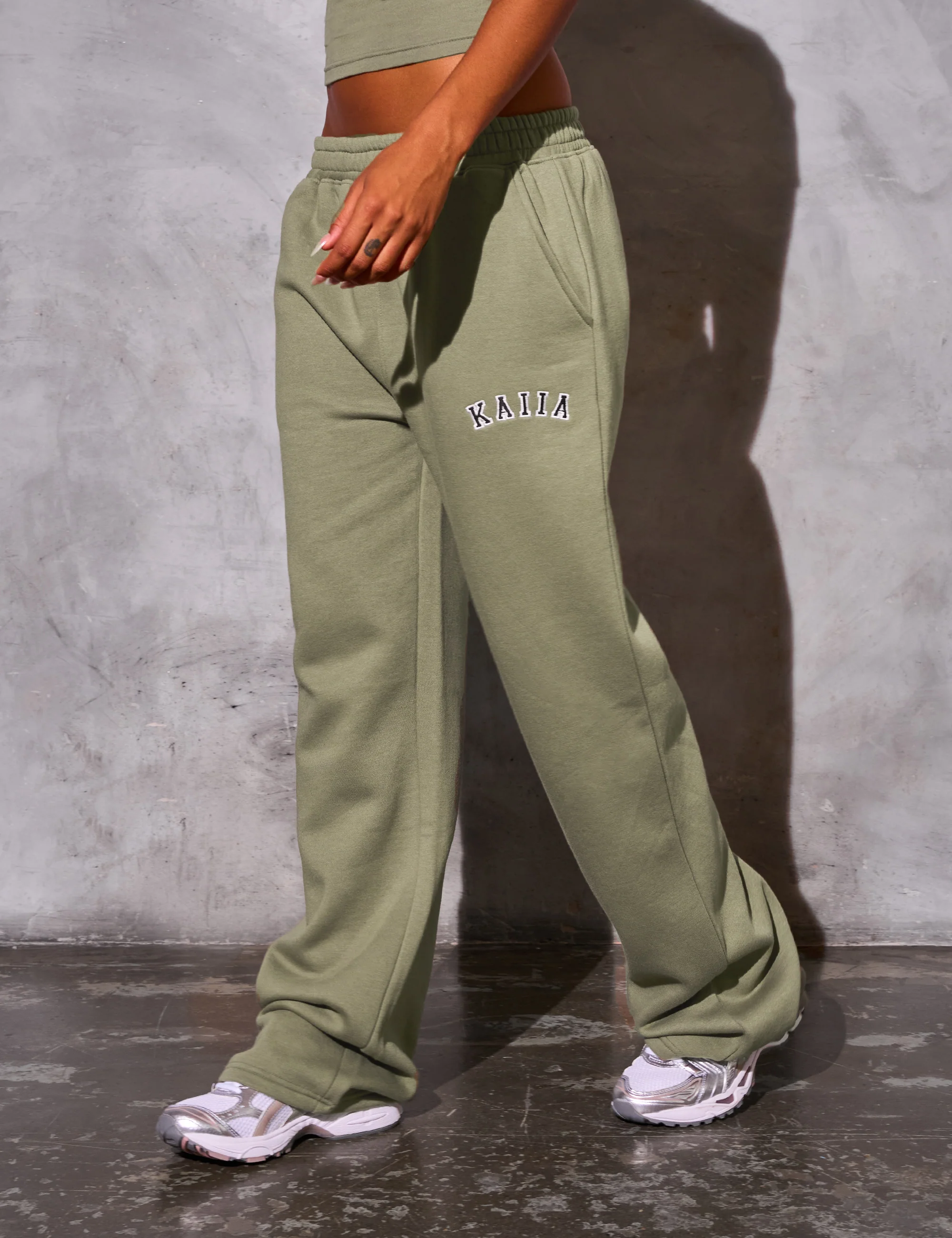 Kaiia Logo Wide Leg Joggers Khaki - Image 3