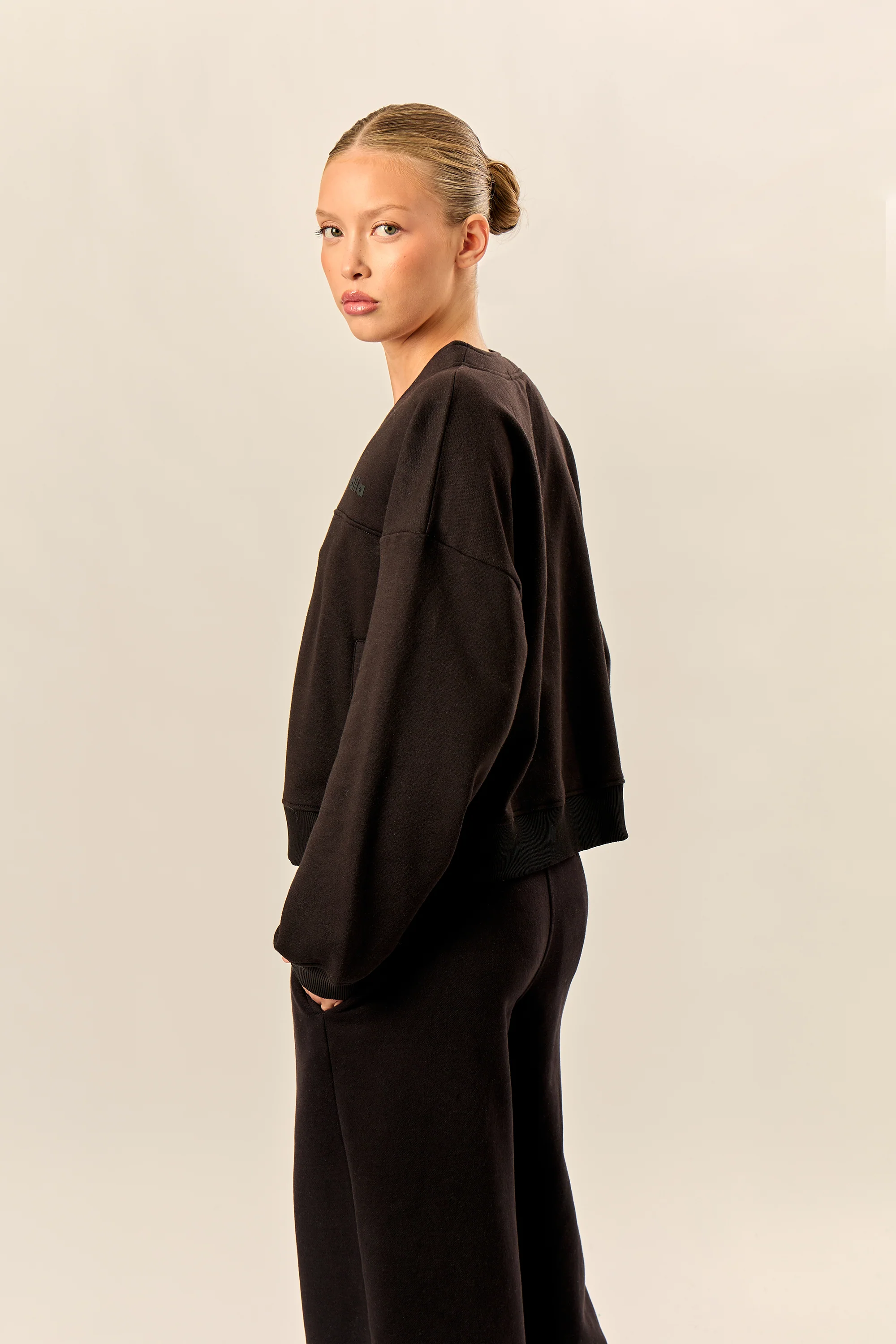 Kaiia Logo Button Down Oversized Sweat Cardigan Black - Image 4