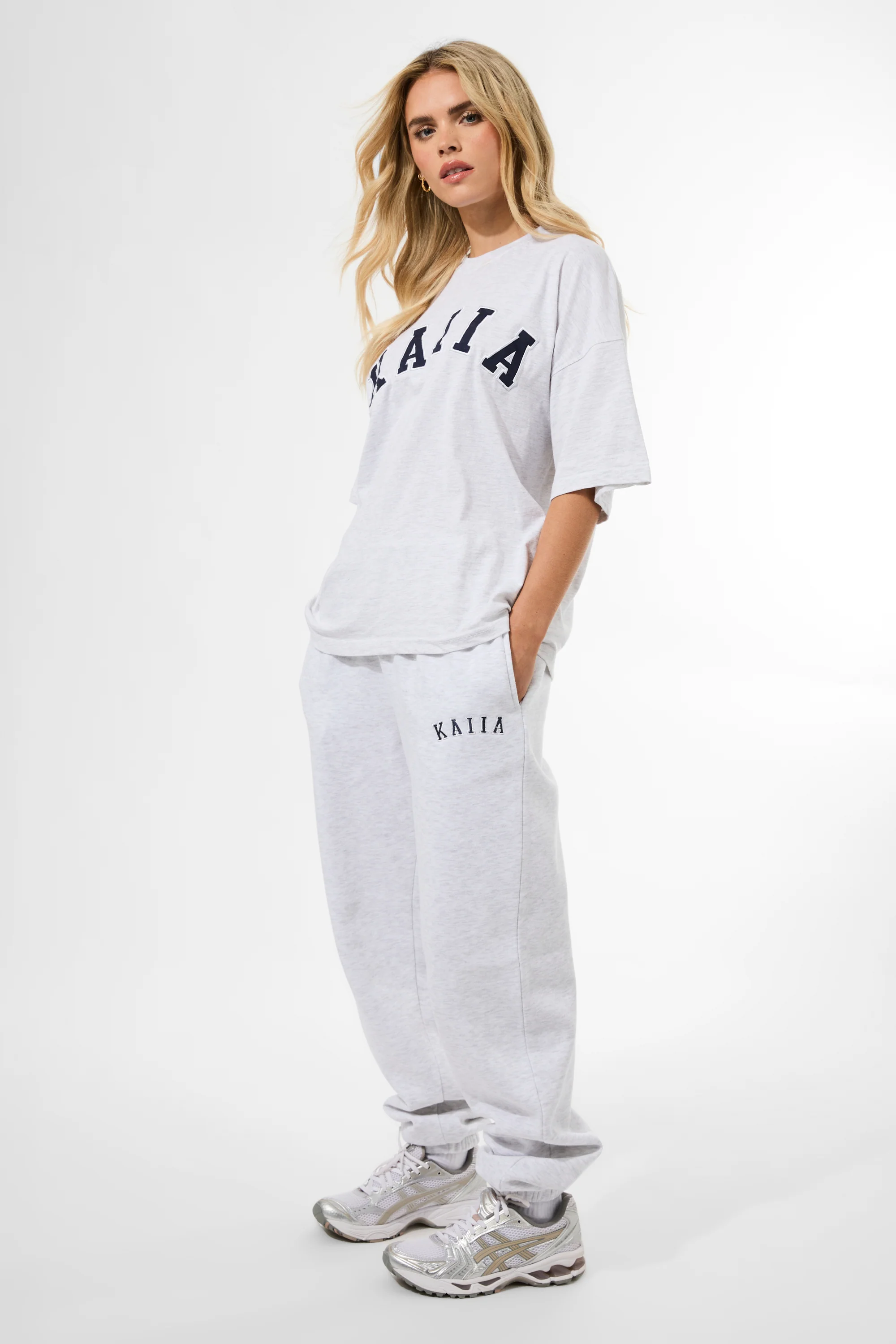 Kaiia Logo Cuffed Joggers Light Grey Marl & Navy - Image 6