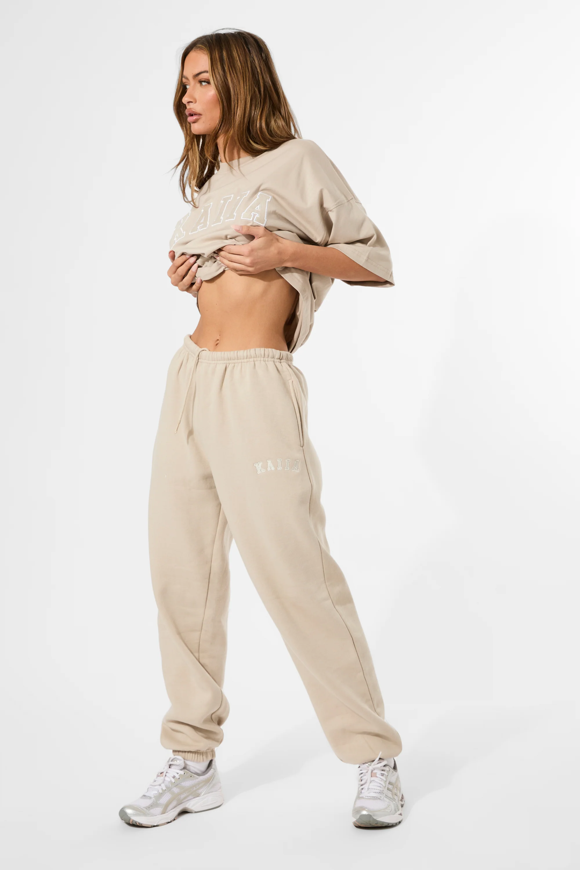 Kaiia Logo Cuffed Joggers Stone - Image 10