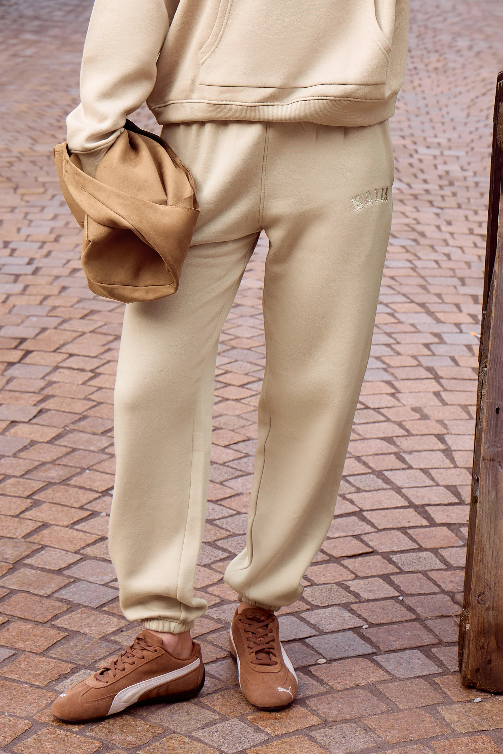 Kaiia Logo Cuffed Joggers Stone - Image 3